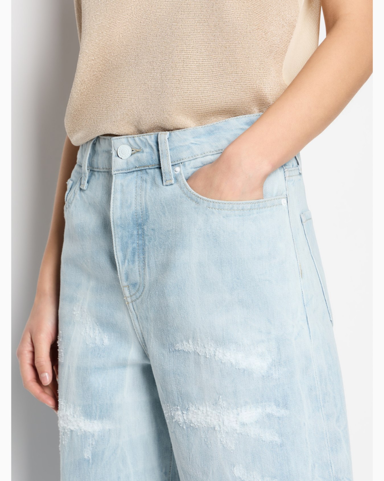 J51 carrot fit jeans in comfort cotton denim Slide 4