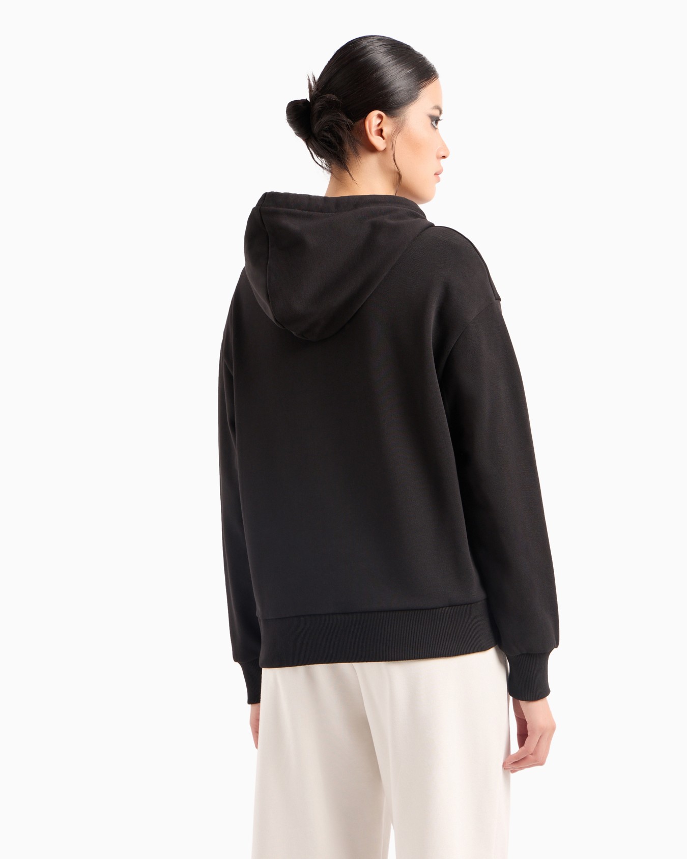 ビッグロゴフーデッドスウェットパーカー スライドする 2