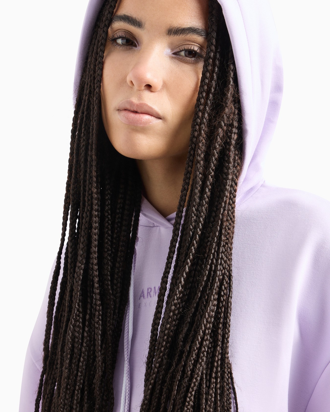 Short-sleeved hooded sweatshirt in scuba fabric Slide 4