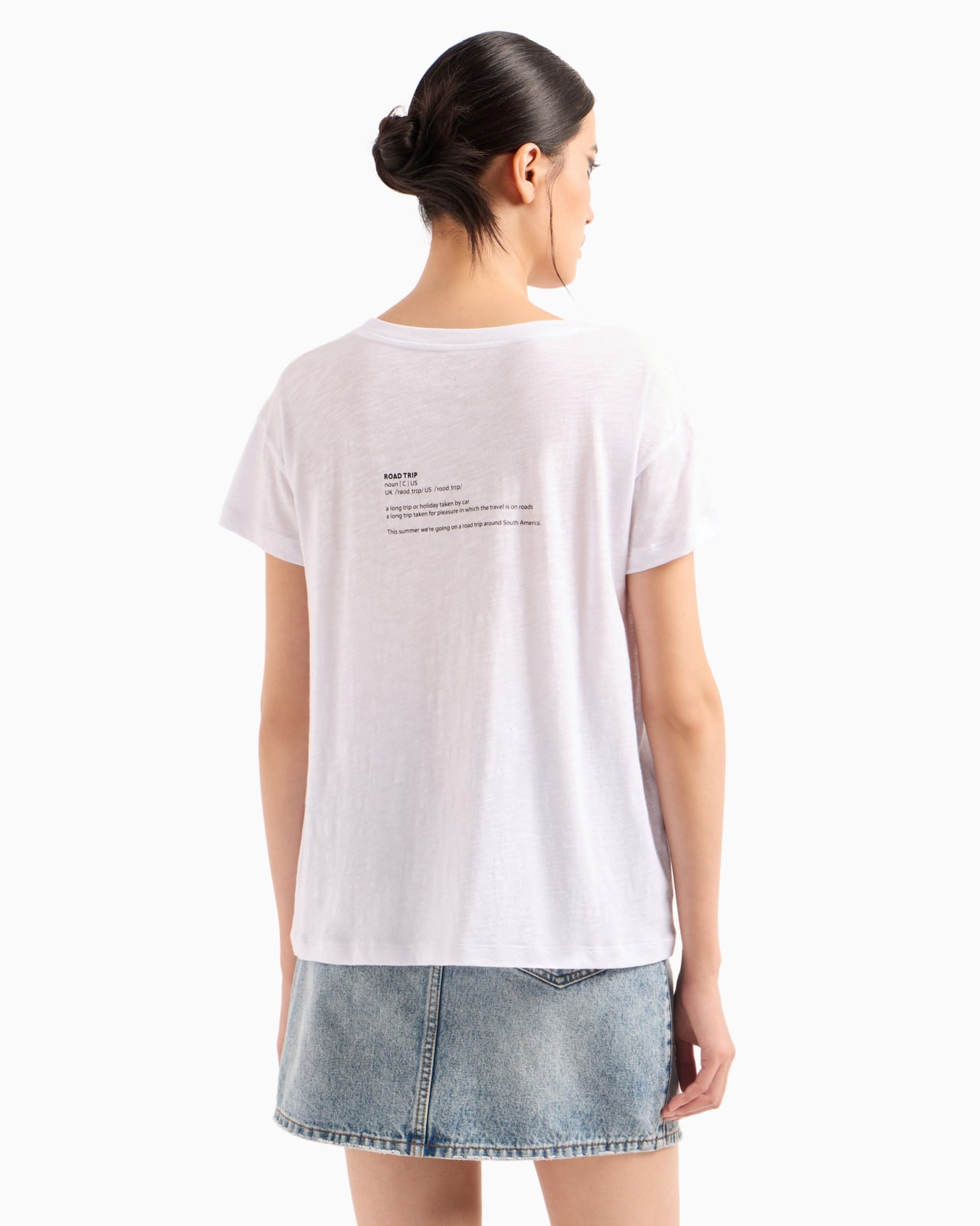 Relaxed fit T-shirt with round neck and logo Diapositiva 2