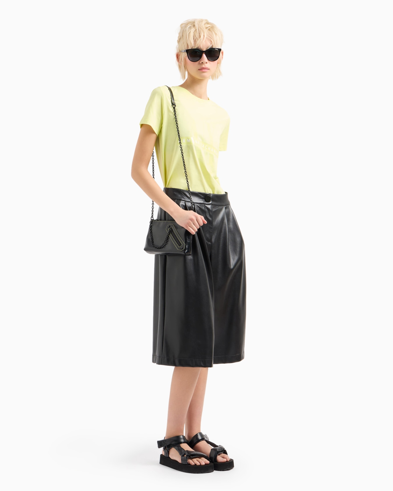 Slim fit T-shirt in stretch cotton jersey Slide 3