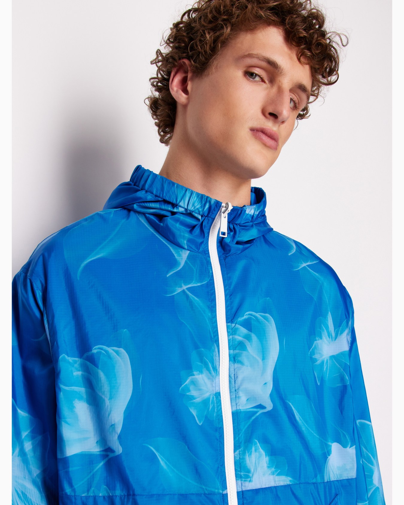 Non-woven windbreaker with hood and hook Diapositiva 4