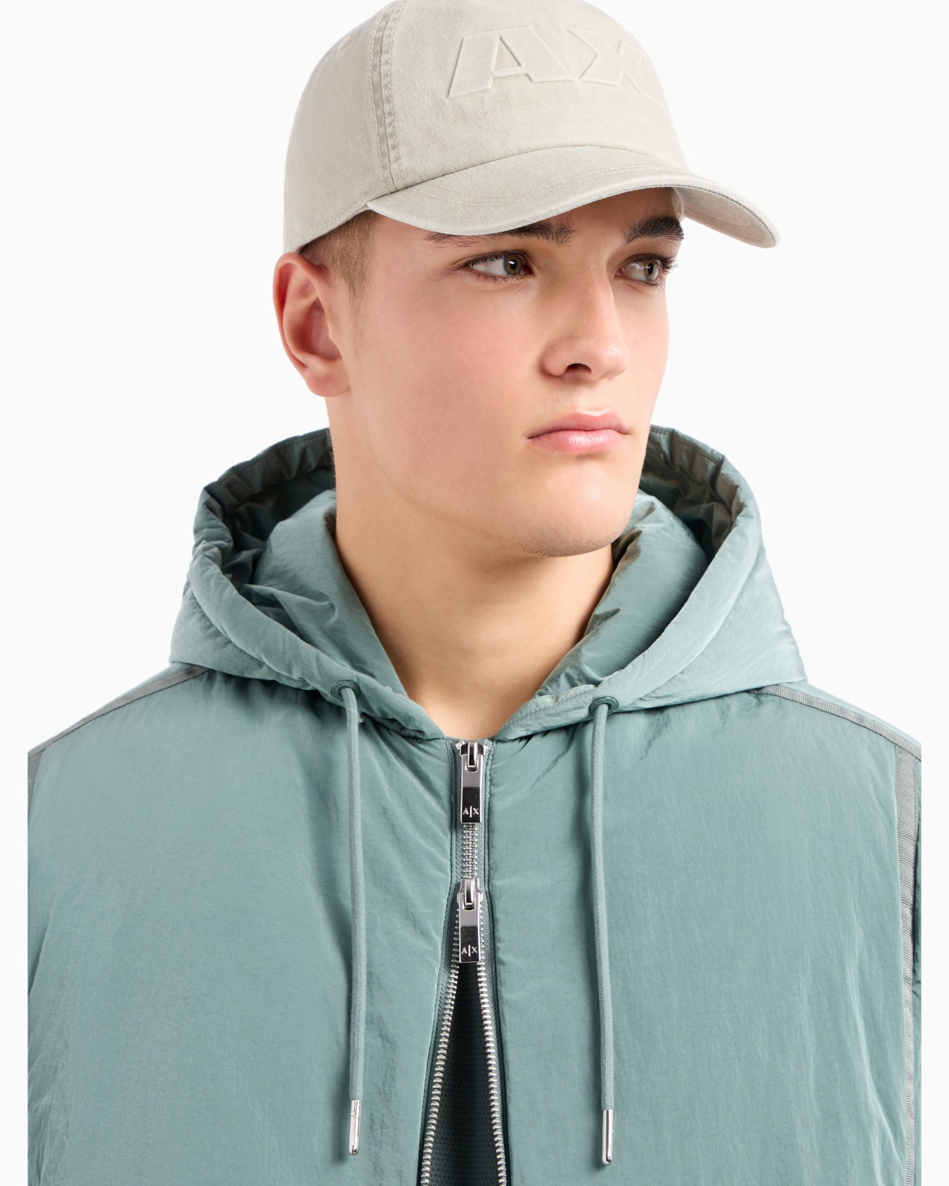 Crinkle fabric jacket with hood Slide 5