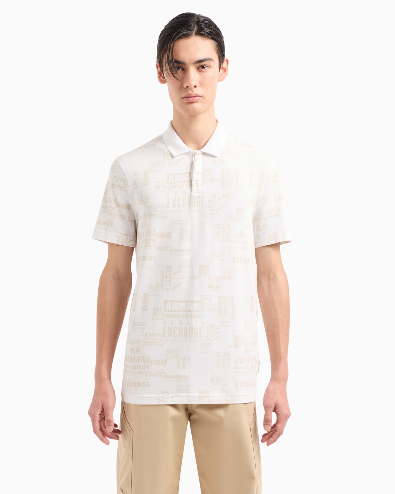 Regular fit short-sleeved polo shirt with contrasting collar Slide 1