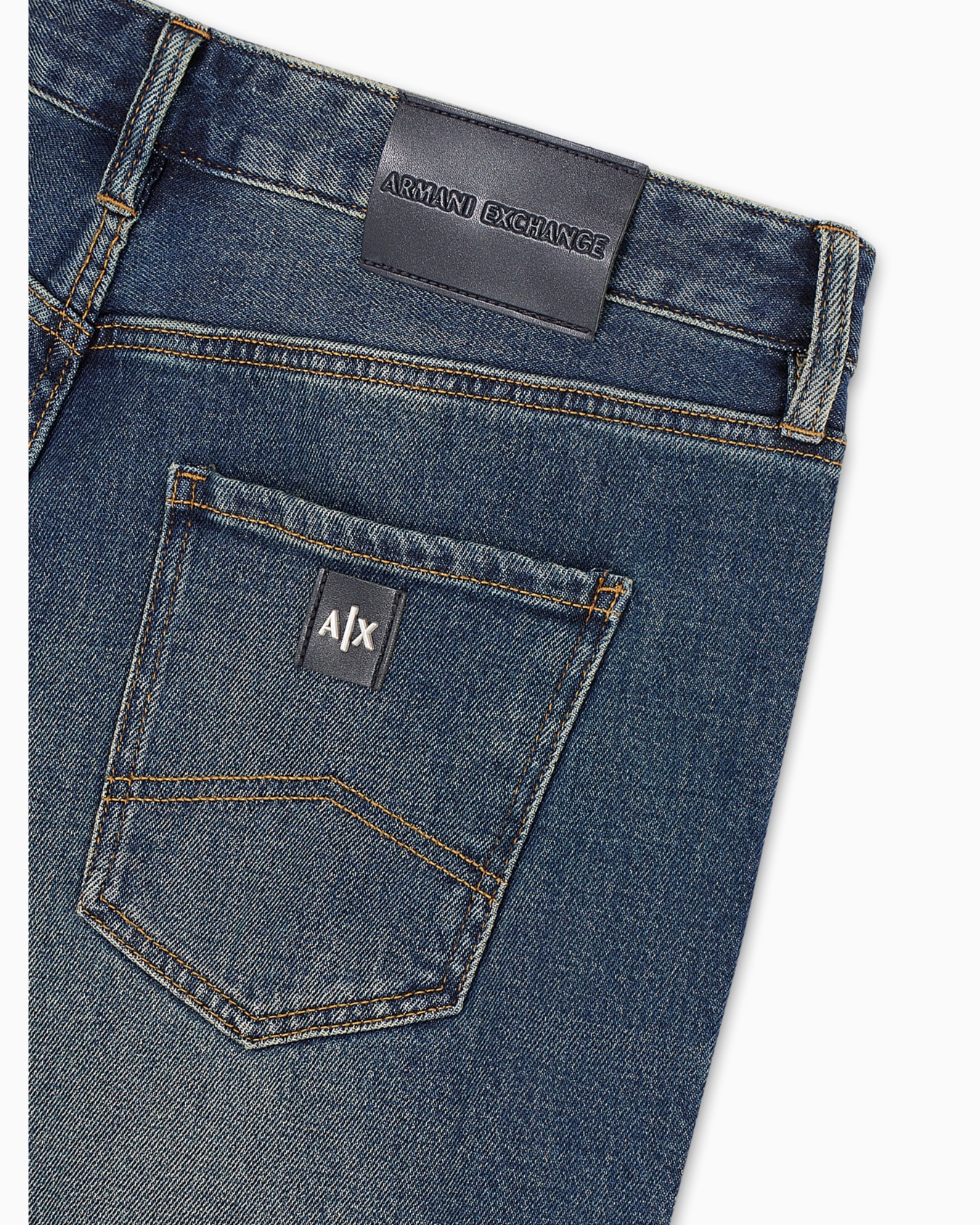 Straight fit jeans in used denim Slide 5