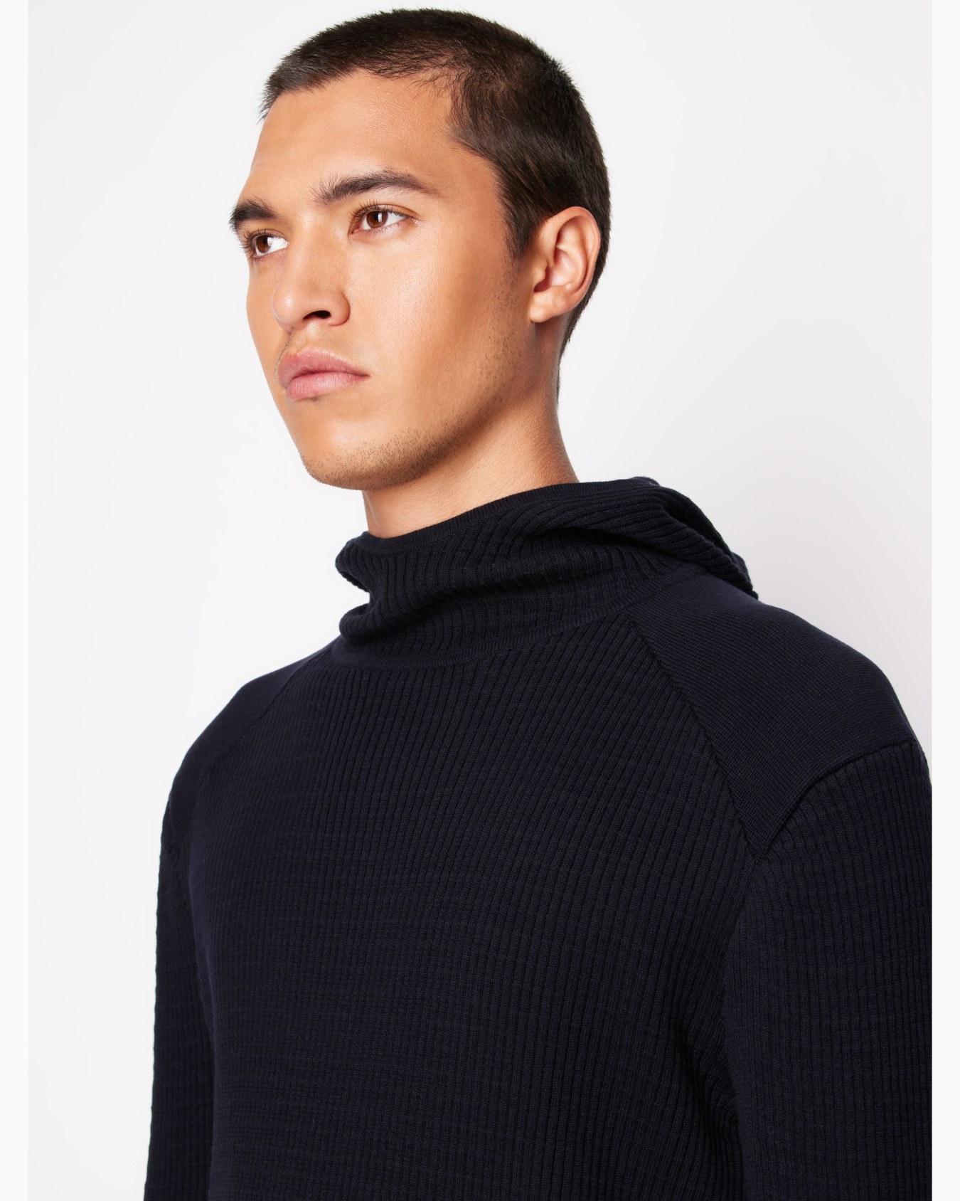  Boucle crew neck sweater Slide 4
