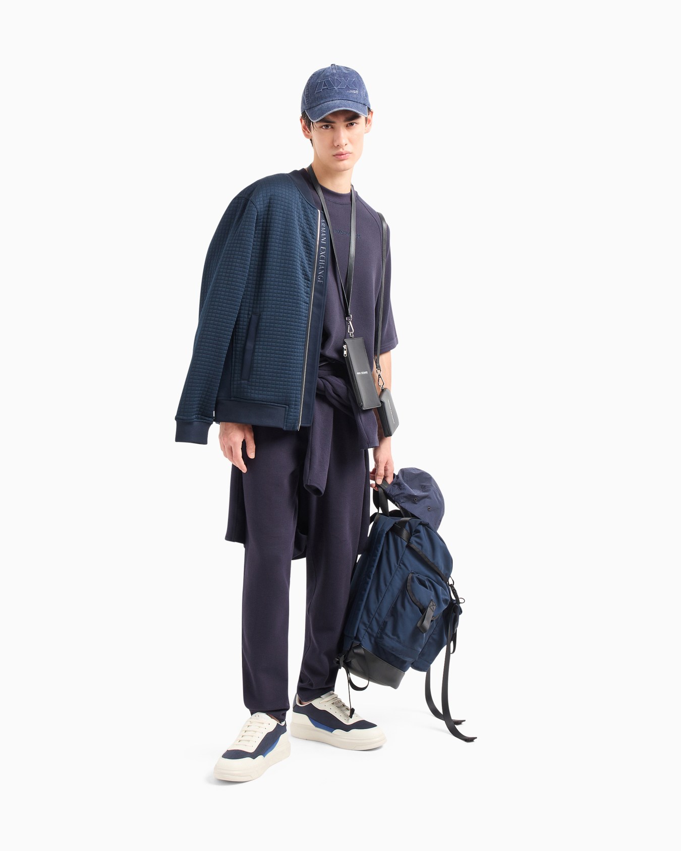 AXロゴ 半袖クルーネックスウェットトップス スライドする 1