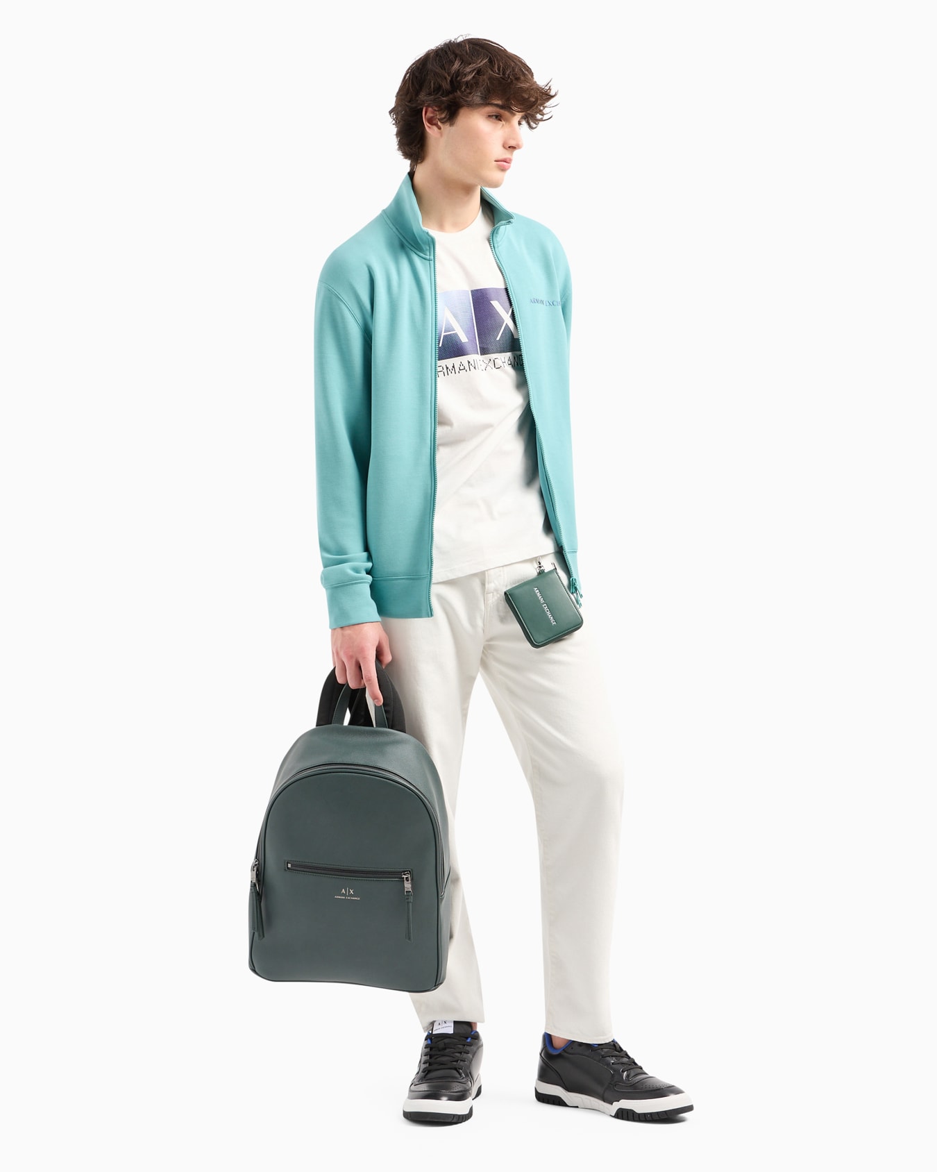 グラデーションロゴ　ジップアップスウェットシャツ スライドする 3