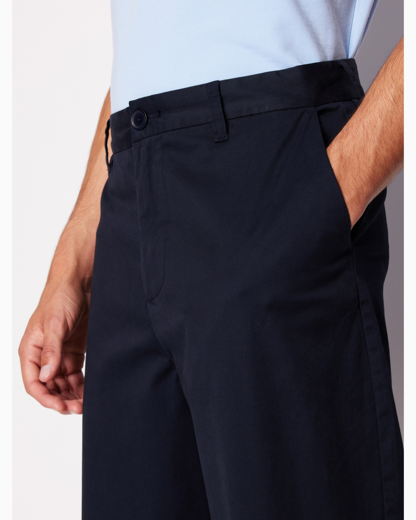 Regular fit gabardine trousers Slide 4