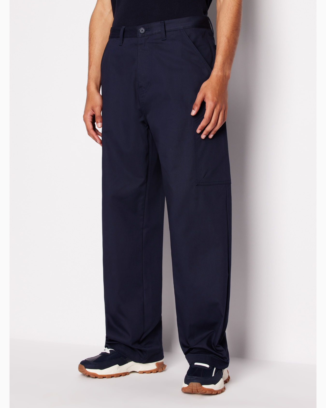 Regular fit gabardine trousers Diapositiva 1