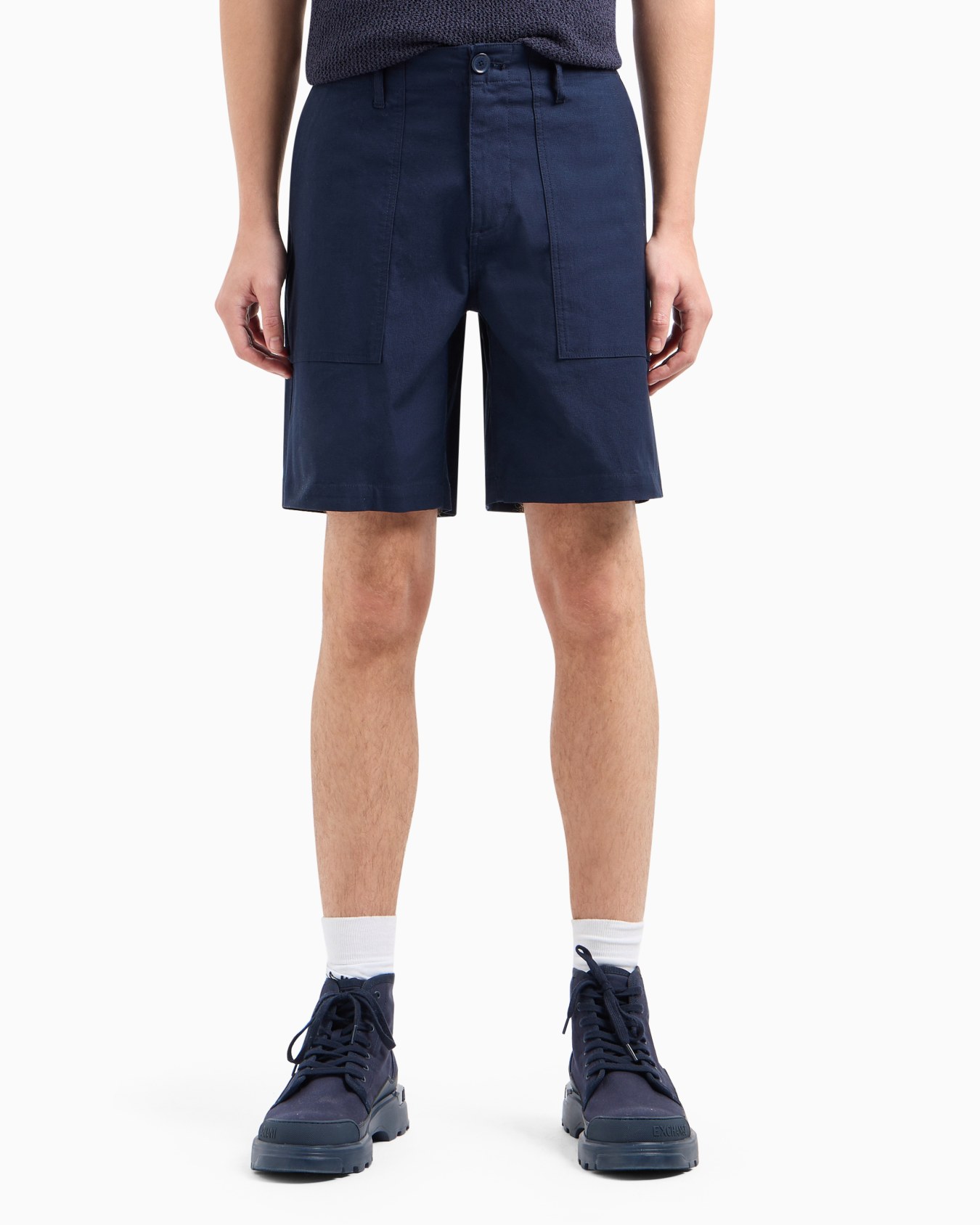 Soft yarn jogger pants with logo Slide 1