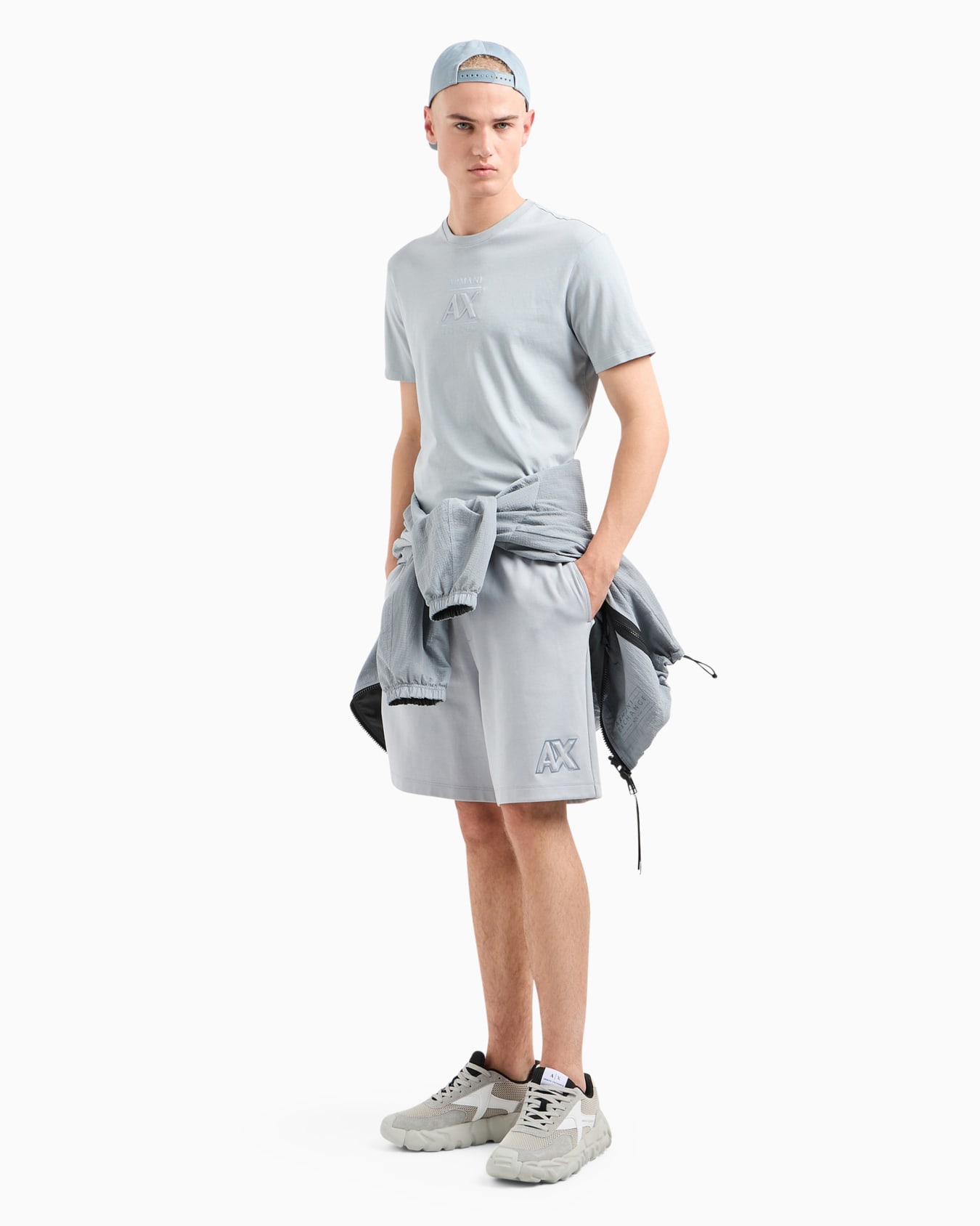 Regular fit T-shirt with logo  Diapositiva 3