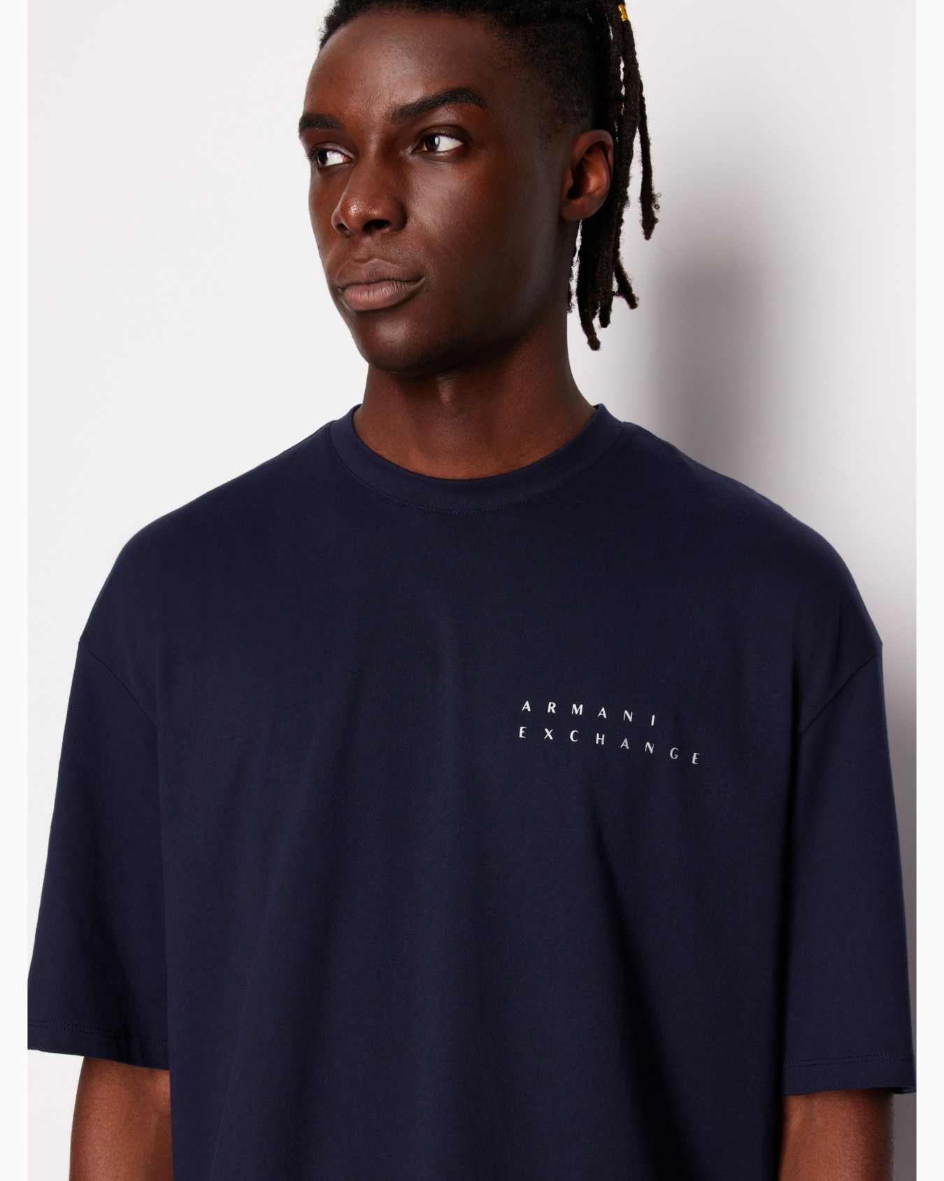 Relaxed fit T-shirt with round neck and logo Diapositiva 4