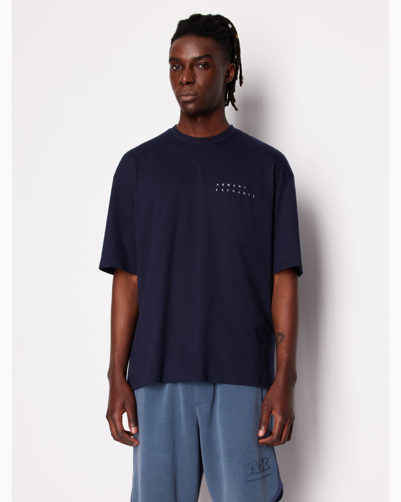 Relaxed fit T-shirt with round neck and logo Diapositiva 1