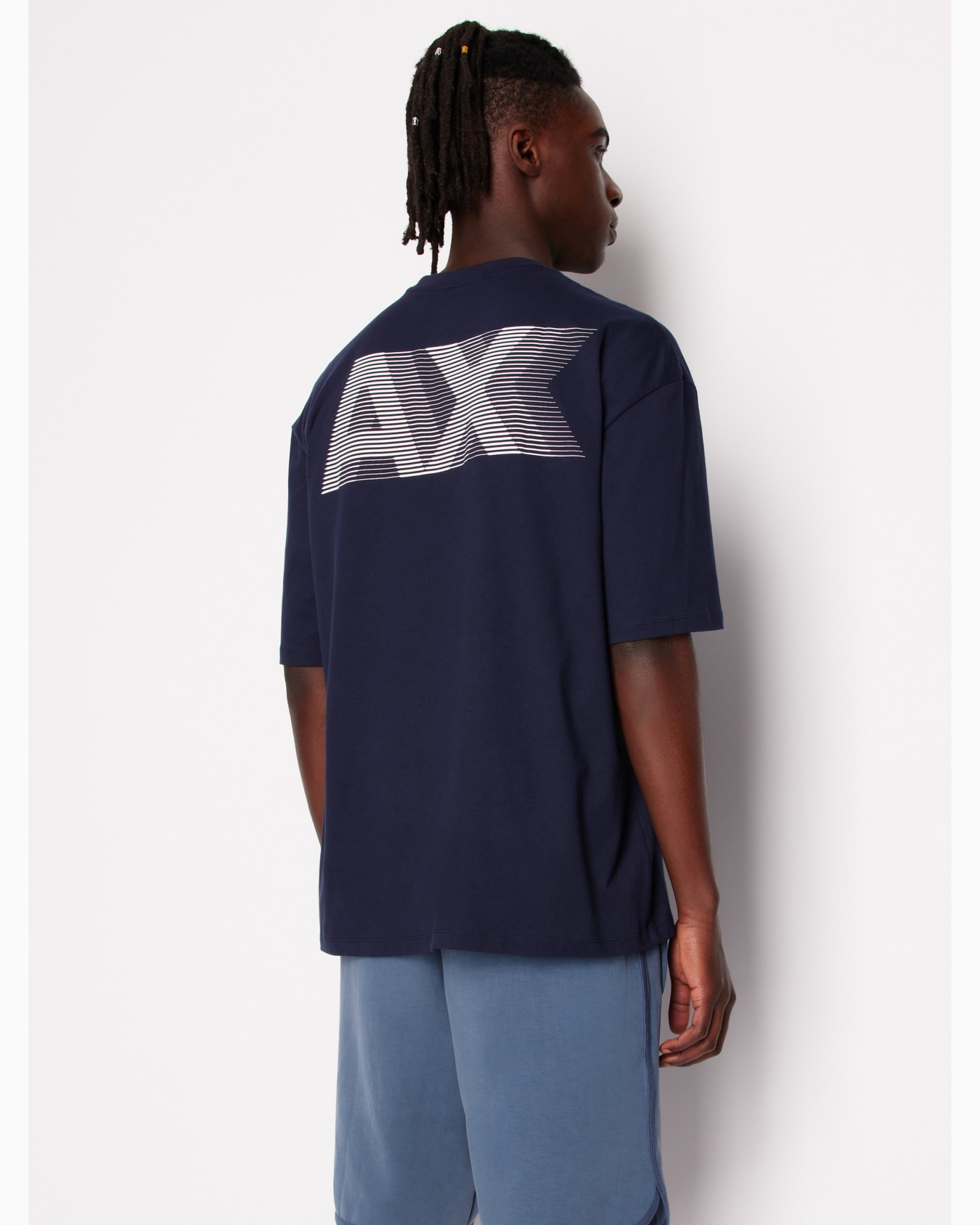 Relaxed fit T-shirt with round neck and logo Diapositiva 2