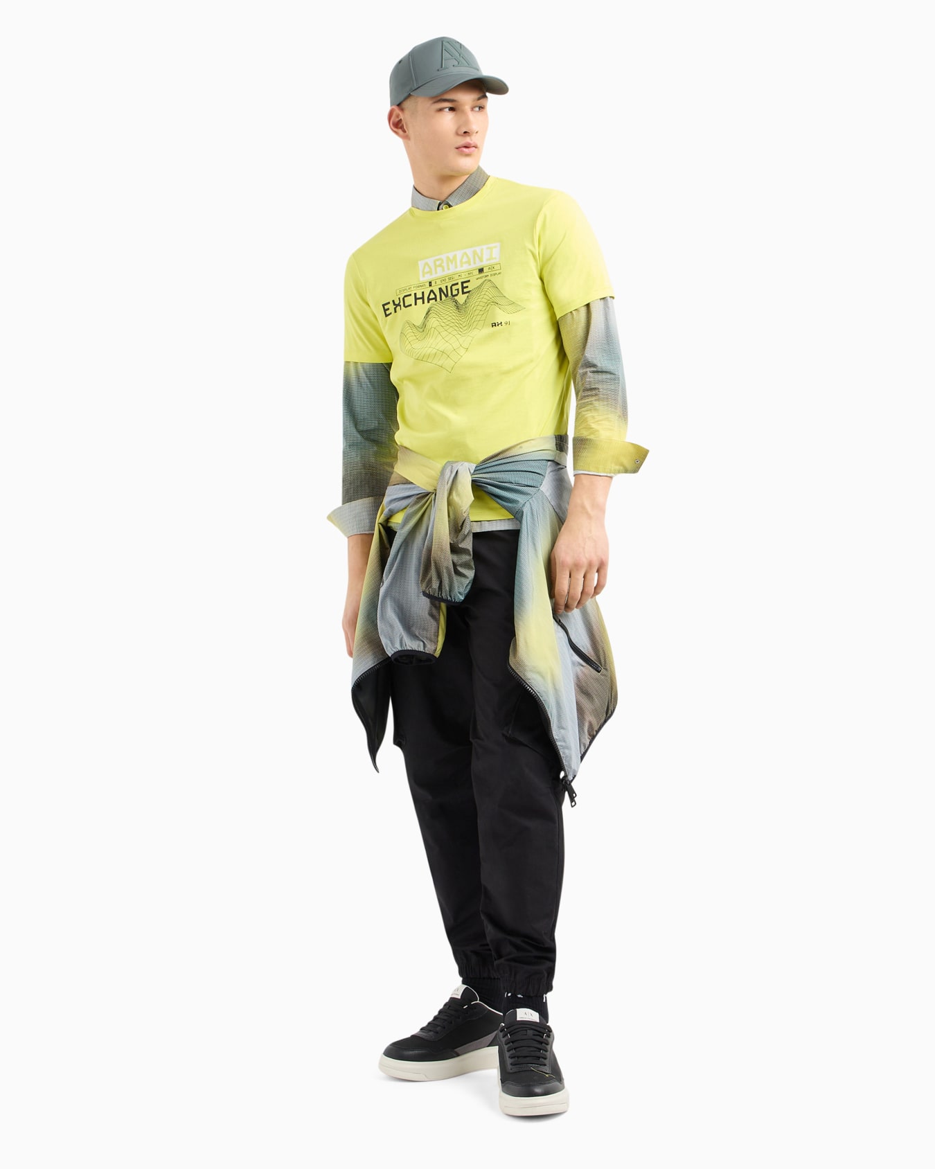 Regular fit T-shirt with logo  Slide 3