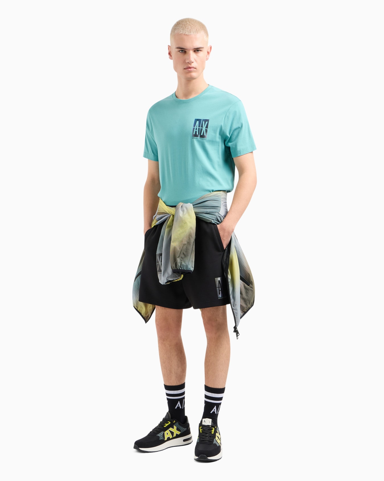 Regular fit T-shirt with logo  Diapositiva 3