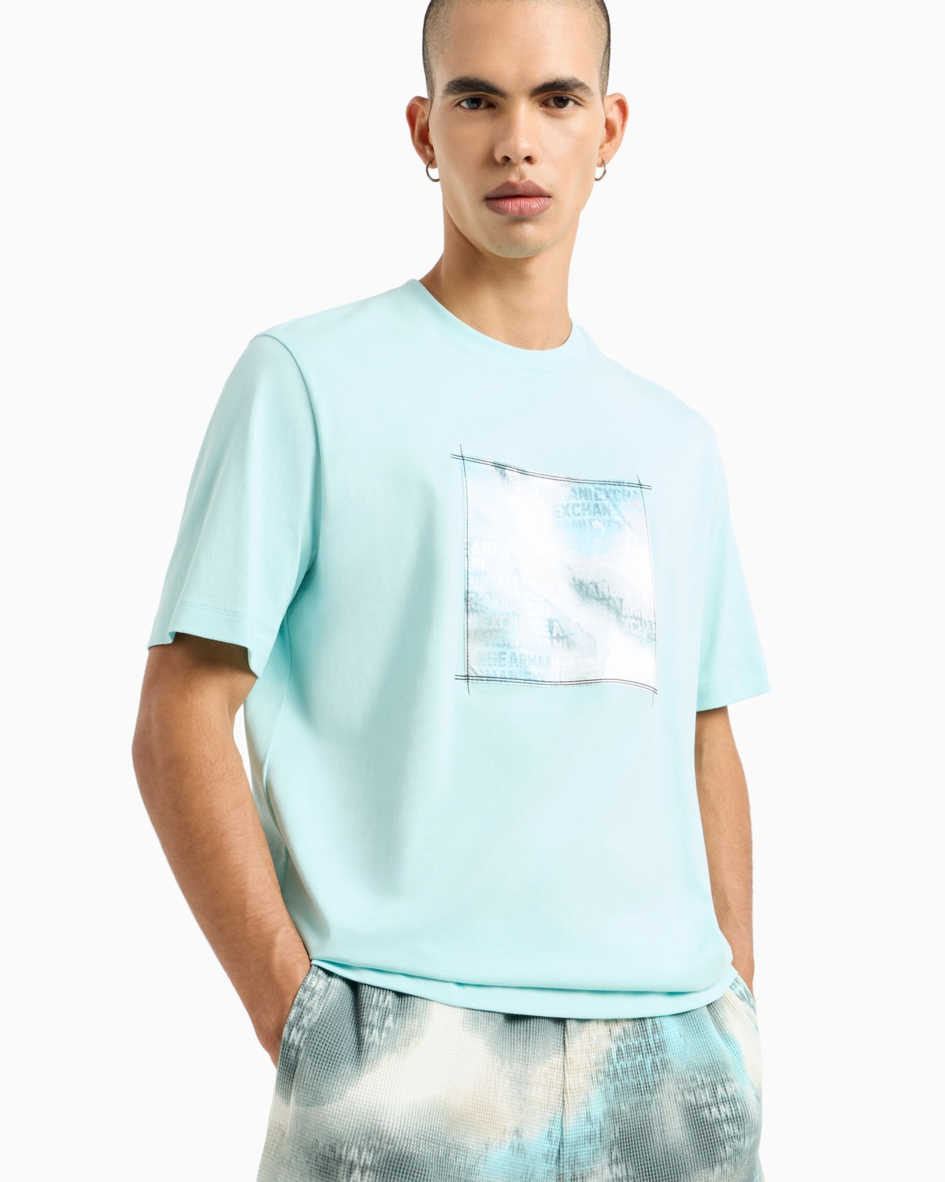 Regular fit T-shirt with logo  Slide 4