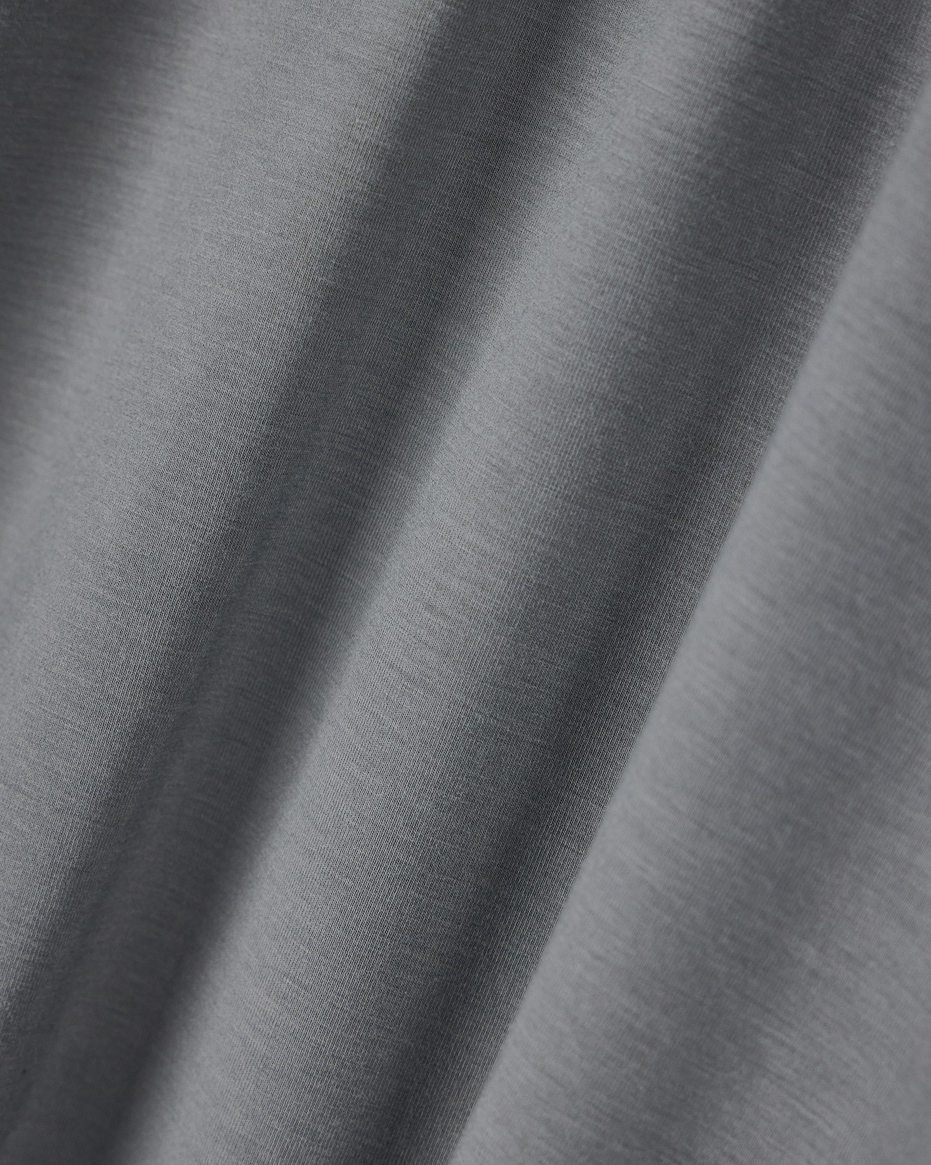 Long sleeve jumper in stretch viscose Slide 2