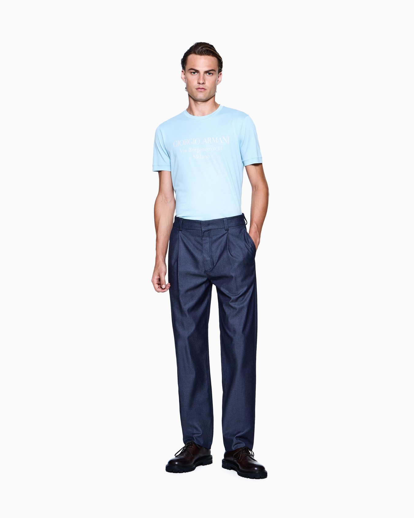 Borgonuovo 11 crew-neck T-shirt in Pima cotton jersey Slide 1