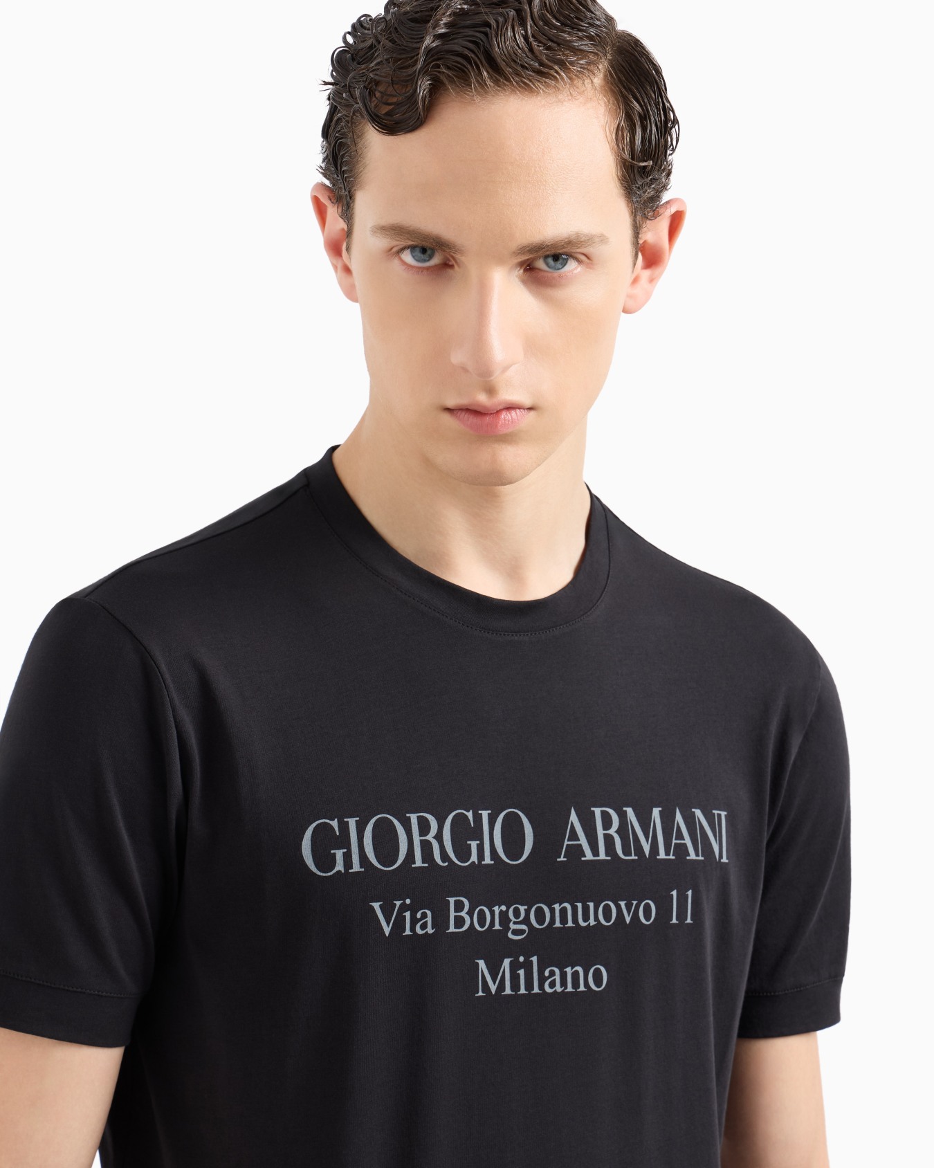 Borgonuovo 11 crew-neck T-shirt in Pima cotton jersey Slide 4