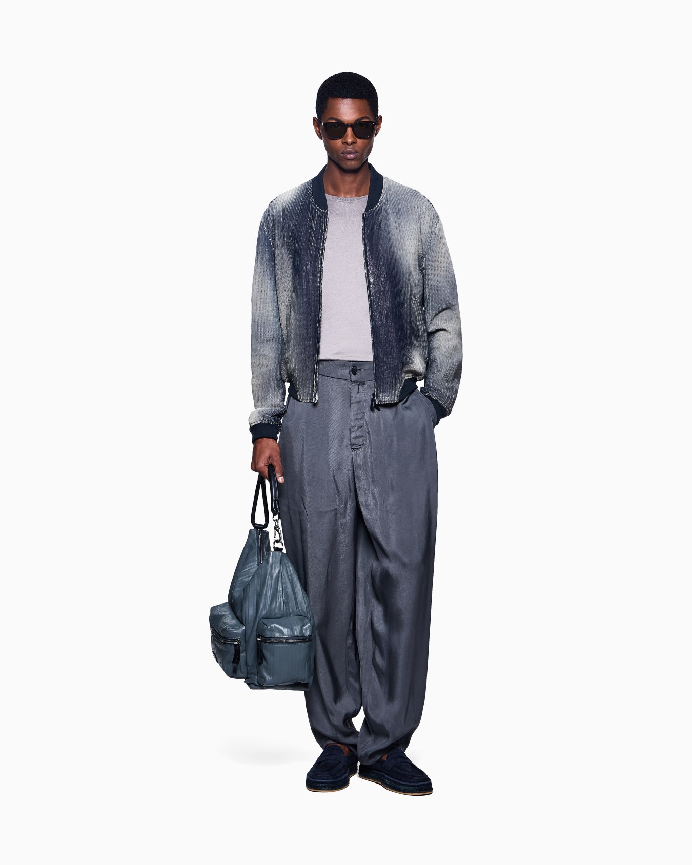 Pull à col ras-du-cou et manches longues en soie et coton Diapositive 1