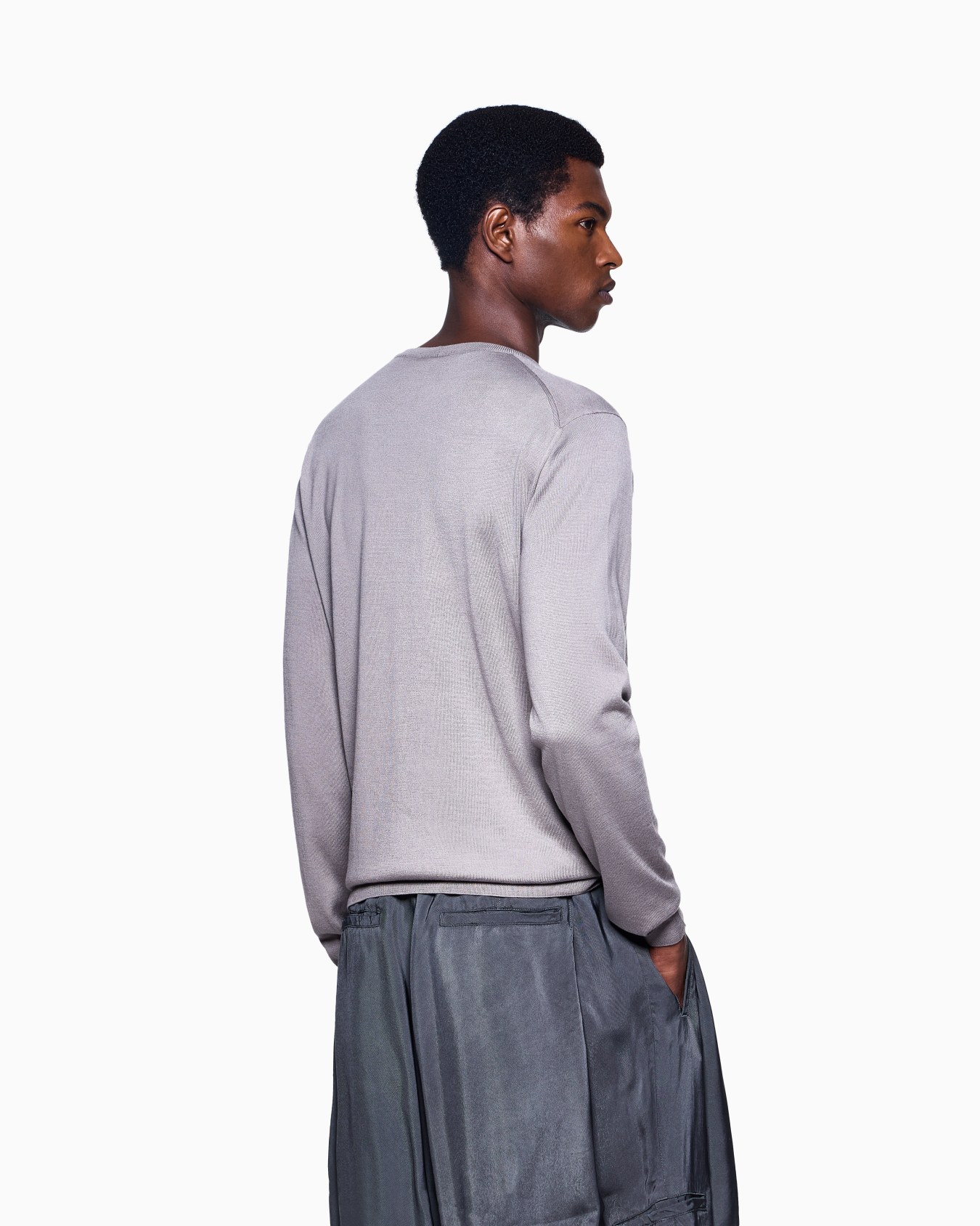 Pull à col ras-du-cou et manches longues en soie et coton Diapositive 2