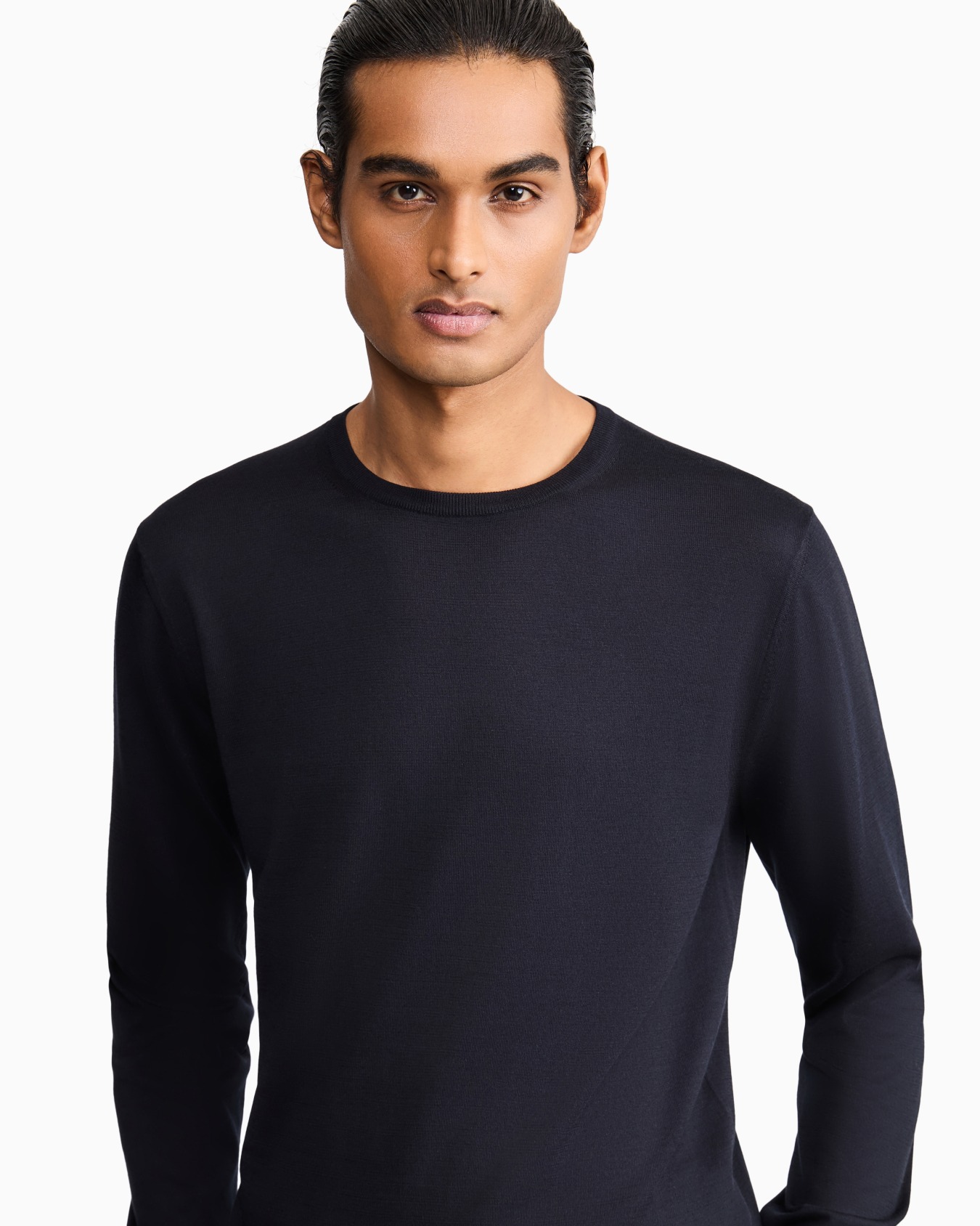 Long-sleeved, crew-neck jumper in silk and cotton Slide 6