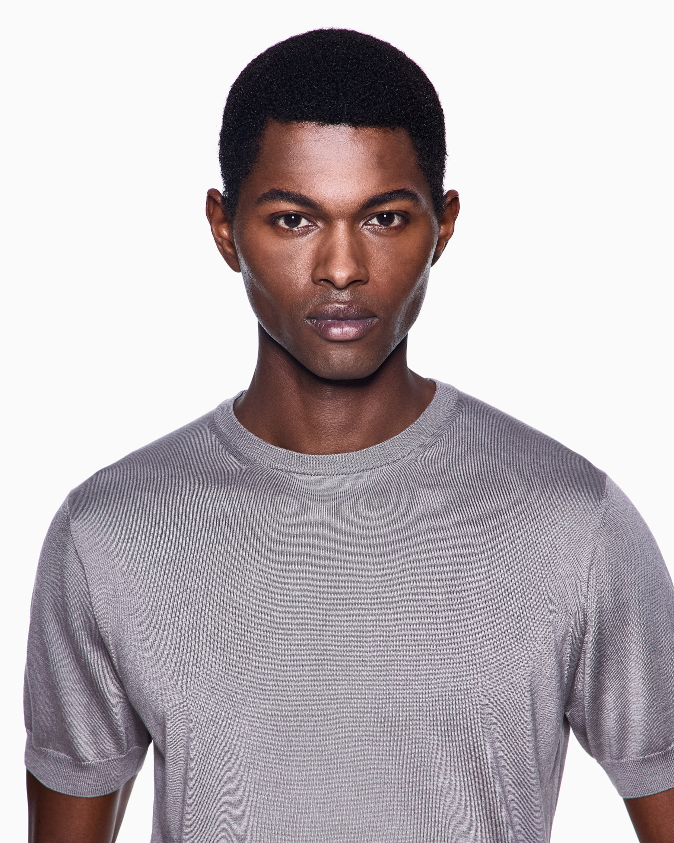 Pullover mit Rundhalsausschnitt und kurzen Ärmeln aus Seide und Baumwolle Folie 4