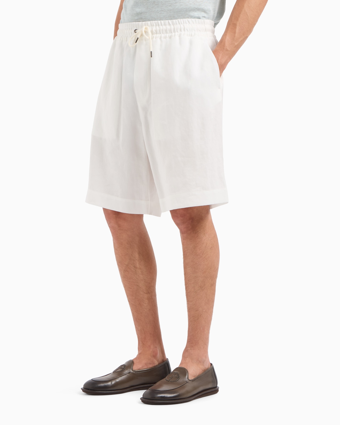 Pure linen canvas flat-front Bermuda shorts Diapositiva 3