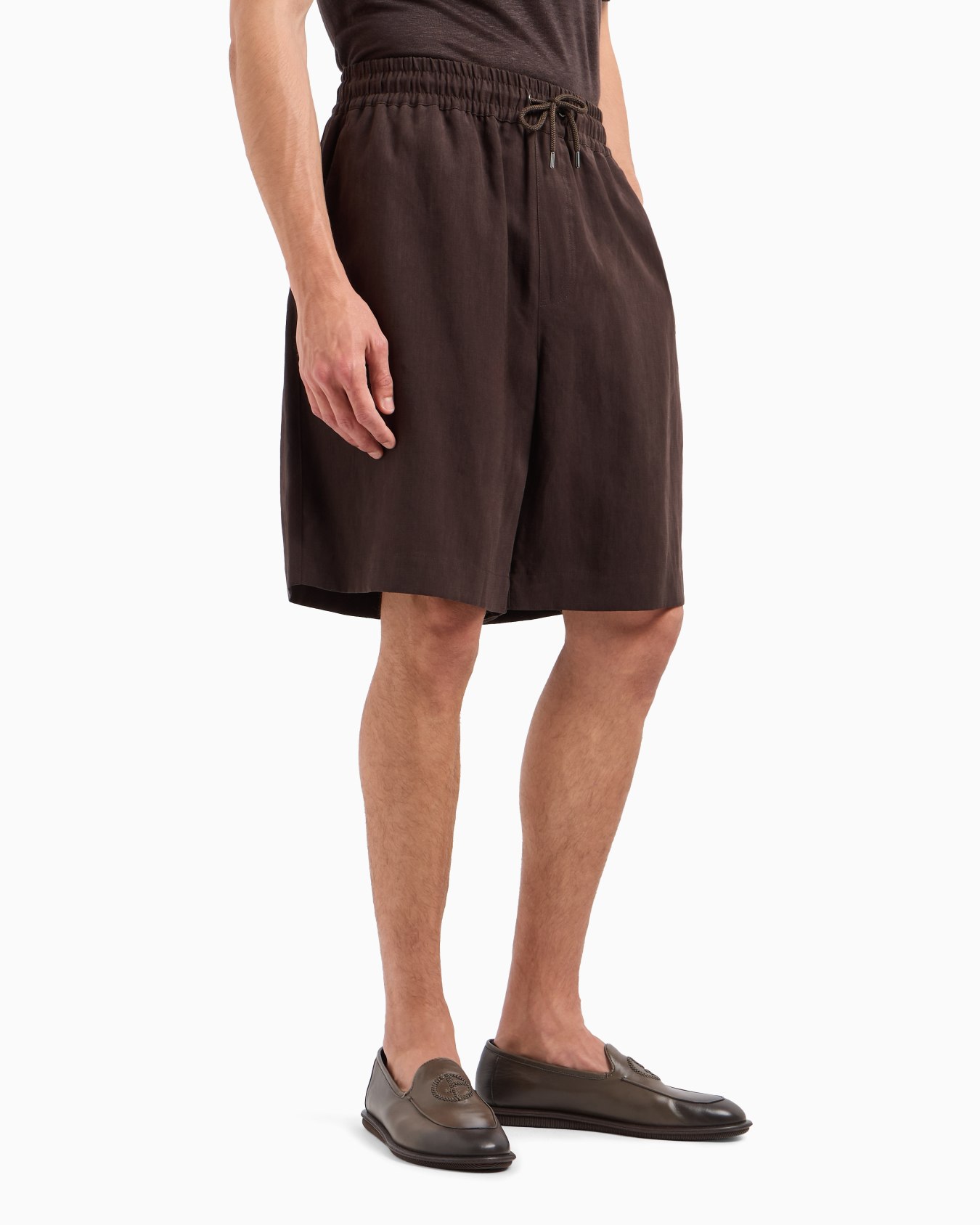 Pure linen canvas flat-front Bermuda shorts Slide 3