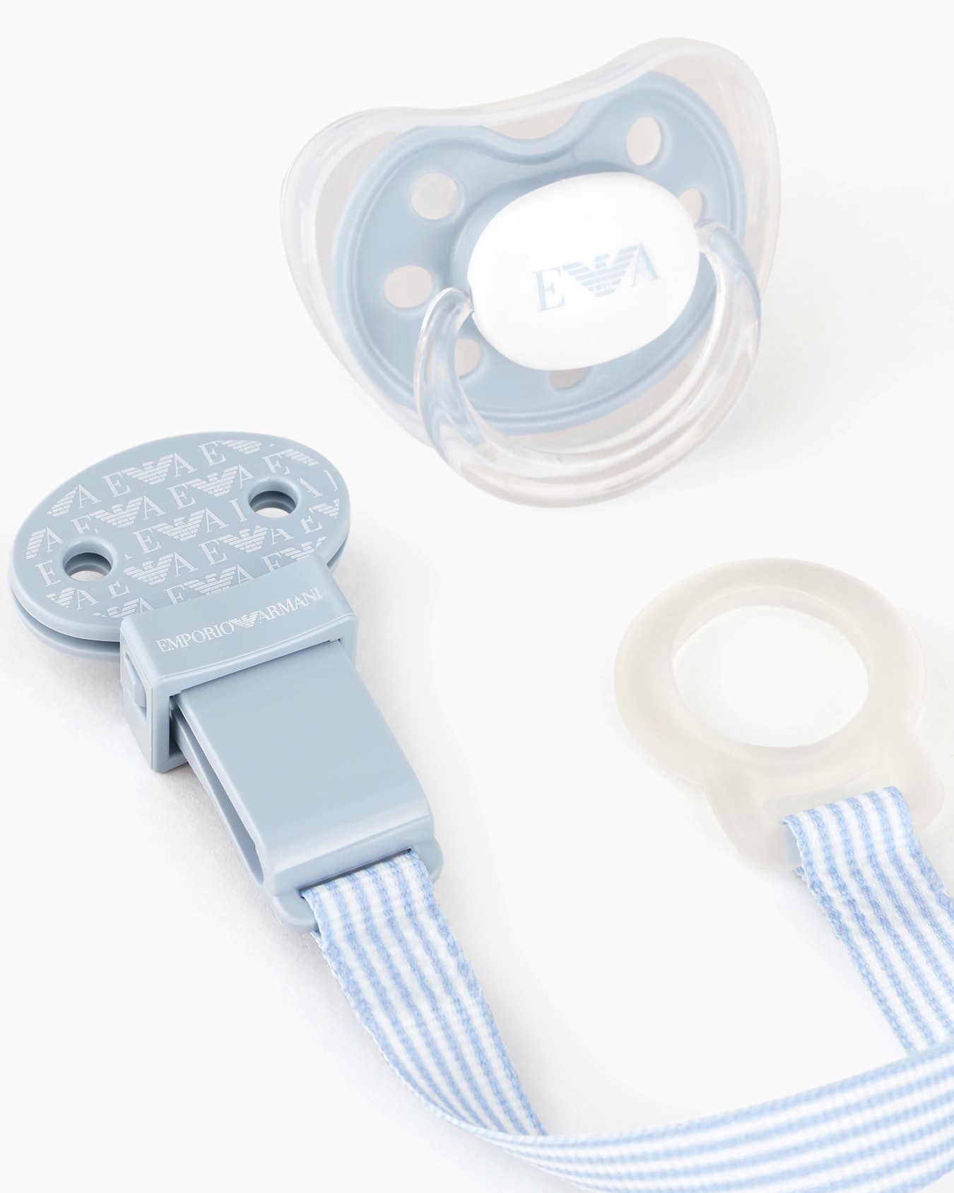 Infant-care set with two bottles, dummy and clip-on drawstring Slide 3