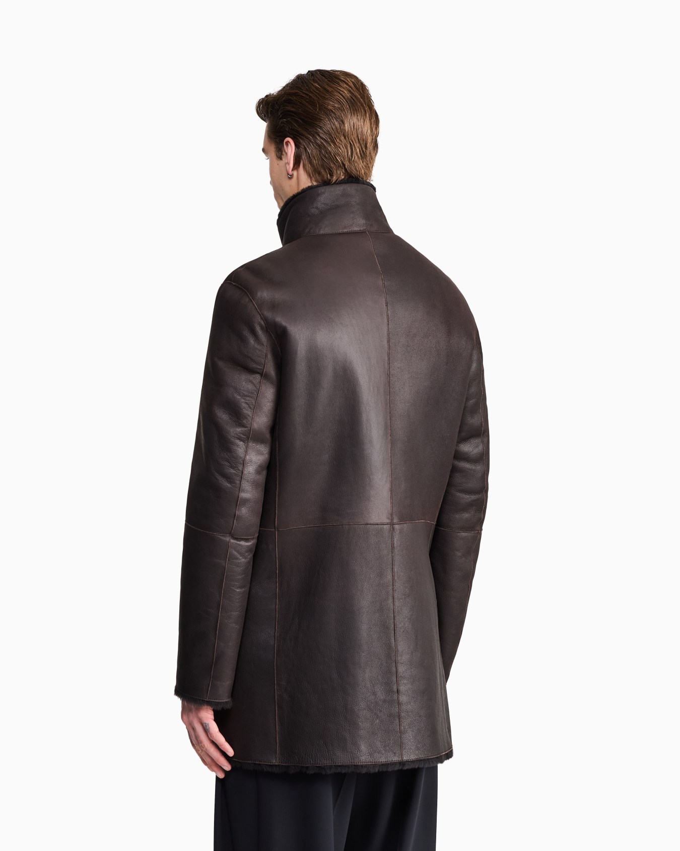 Reversible, double-breasted sheepskin pea coat Slide 5