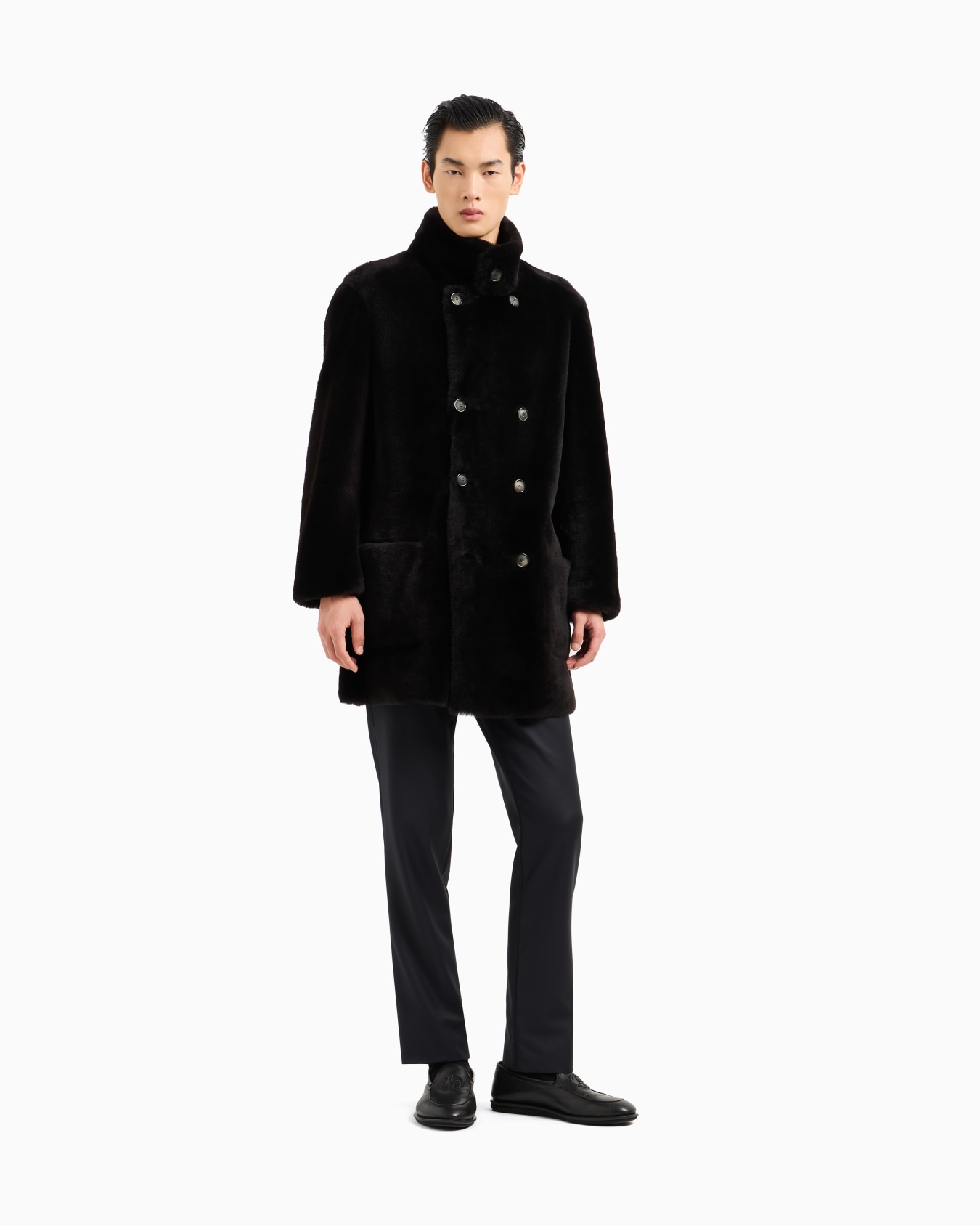 Reversible, double-breasted sheepskin pea coat Slide 3