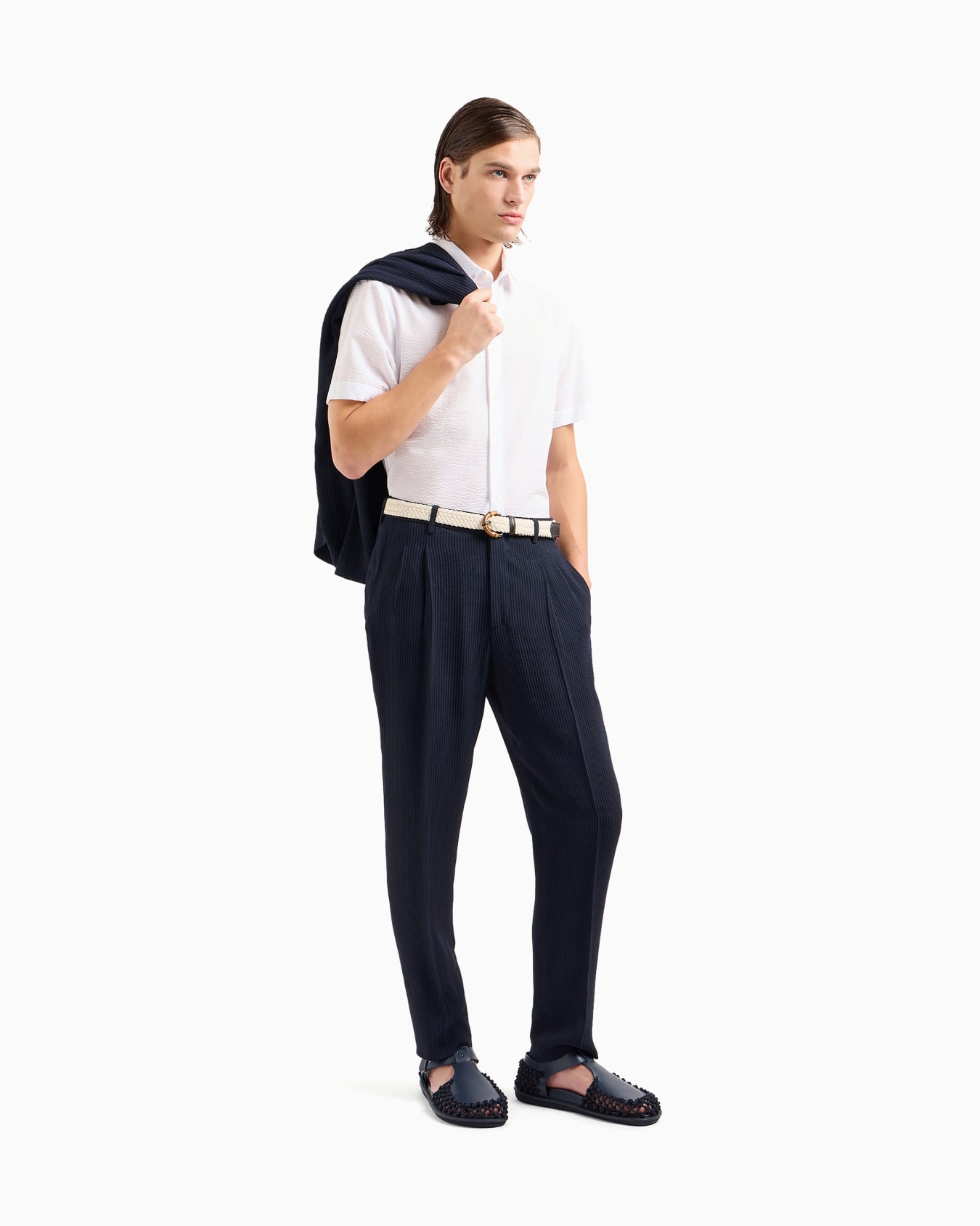 Cotton seersucker shirt in a regular fit with short sleeves Slide 1