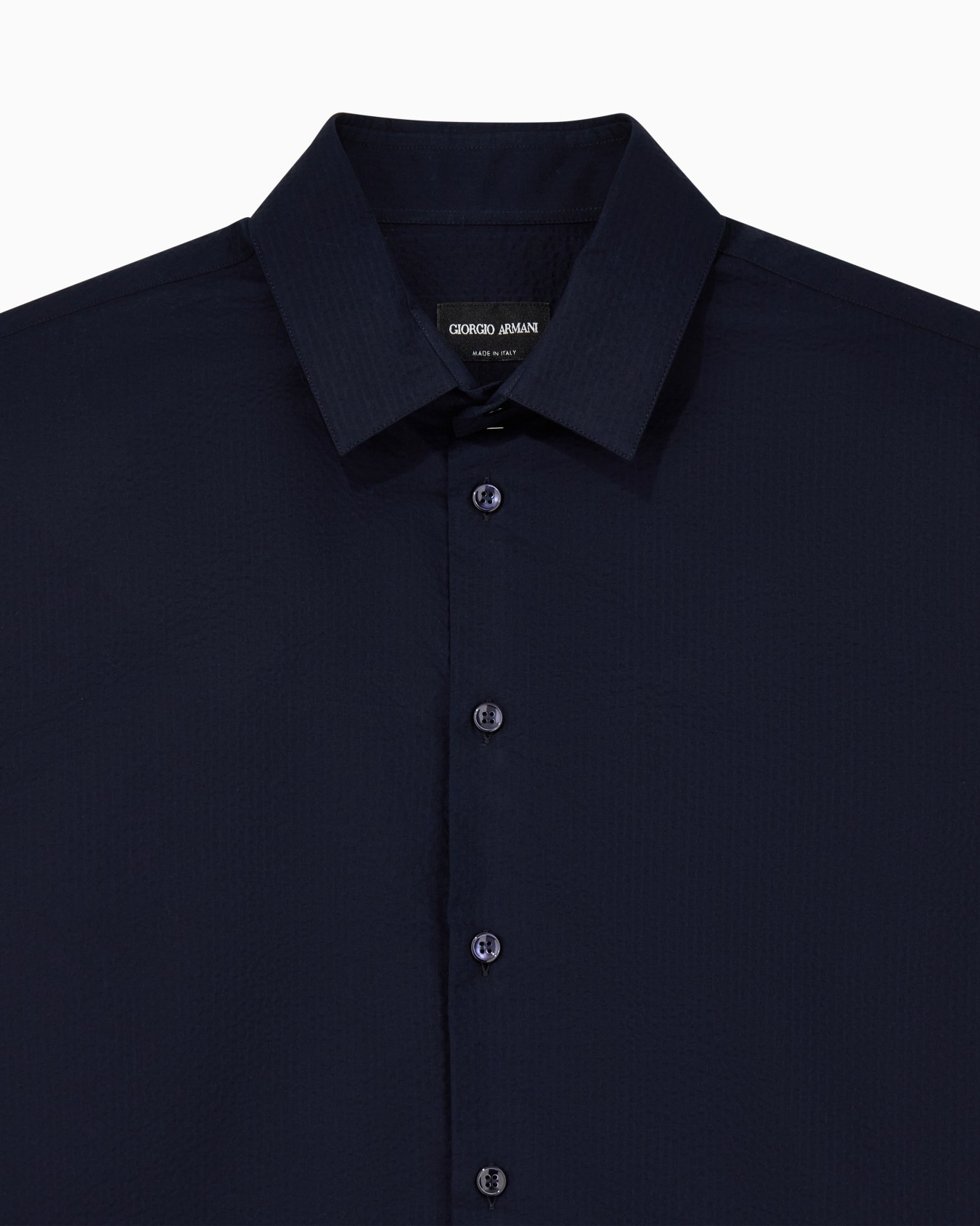 Cotton seersucker shirt in a regular fit with short sleeves Slide 4