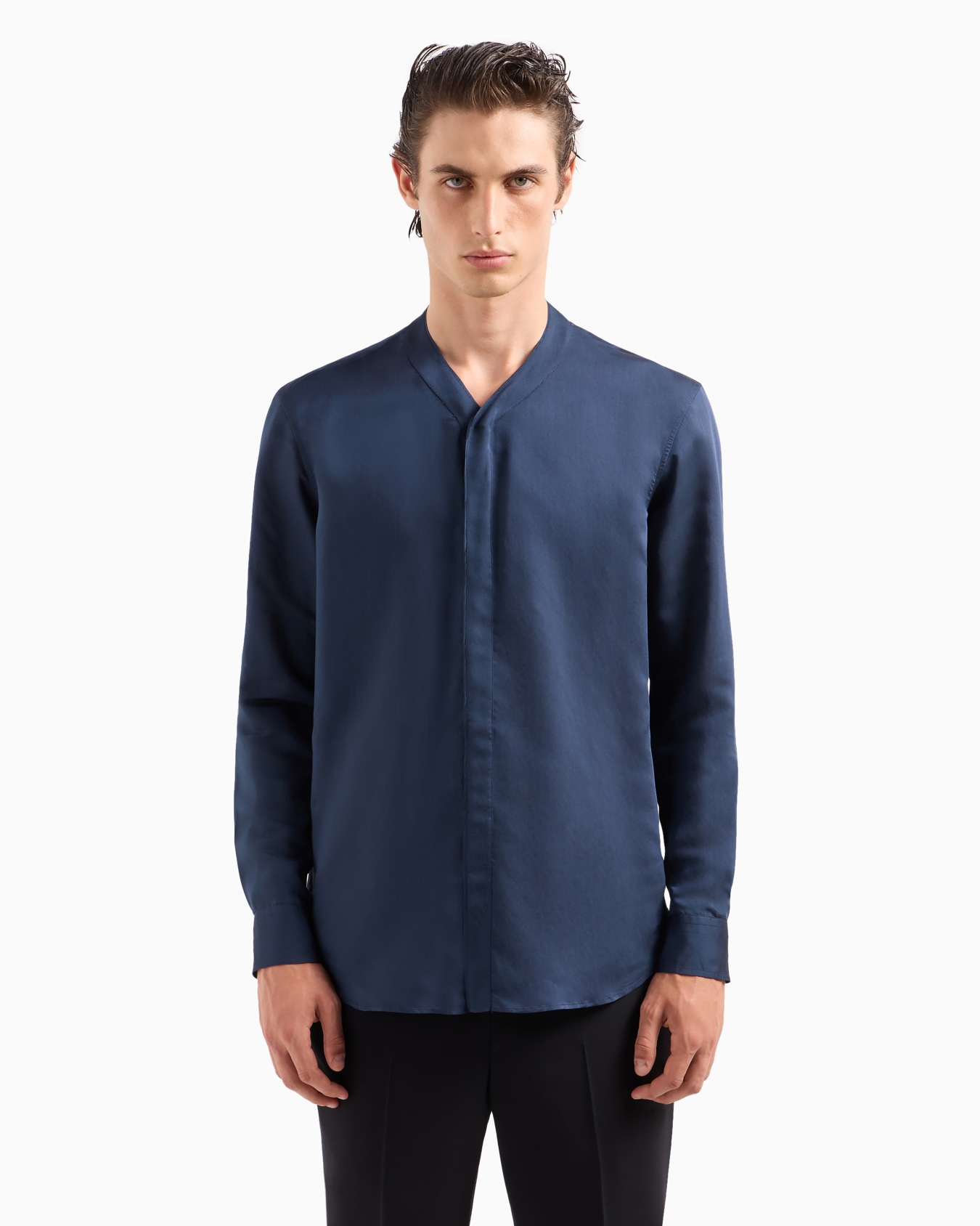 Viscose-silk blend dress shirt Slide 3