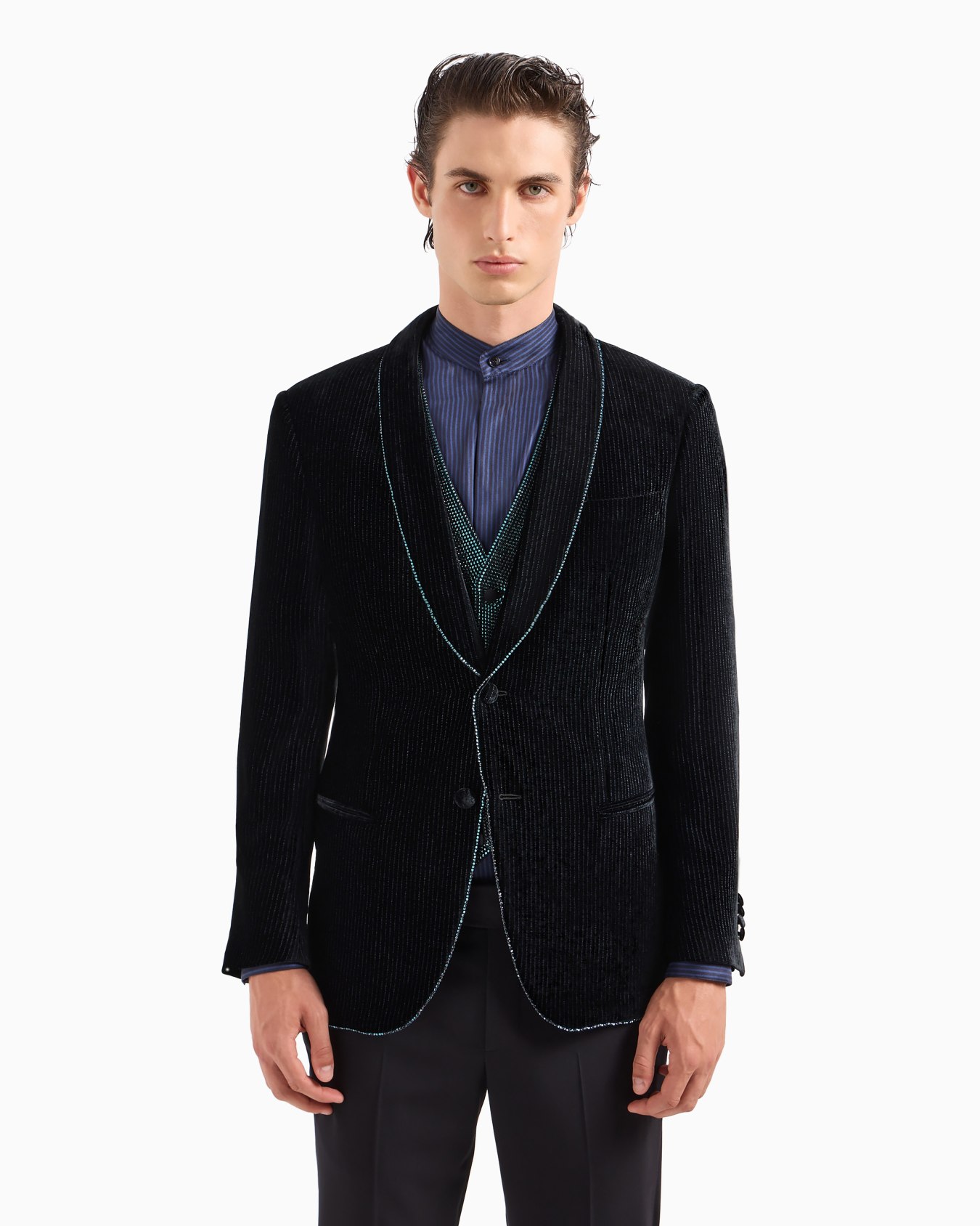 Soho line single-breasted tuxedo jacket in rhinestone-embroidered velvet Slide 3