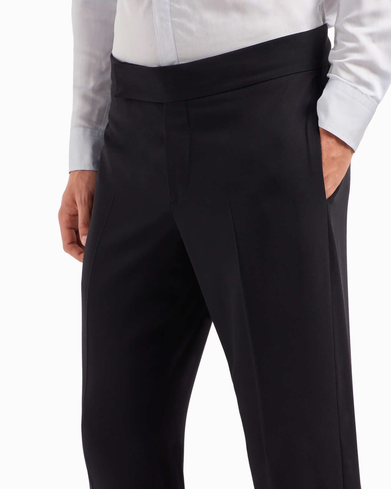 Wool crêpe flat-front trousers Slide 4