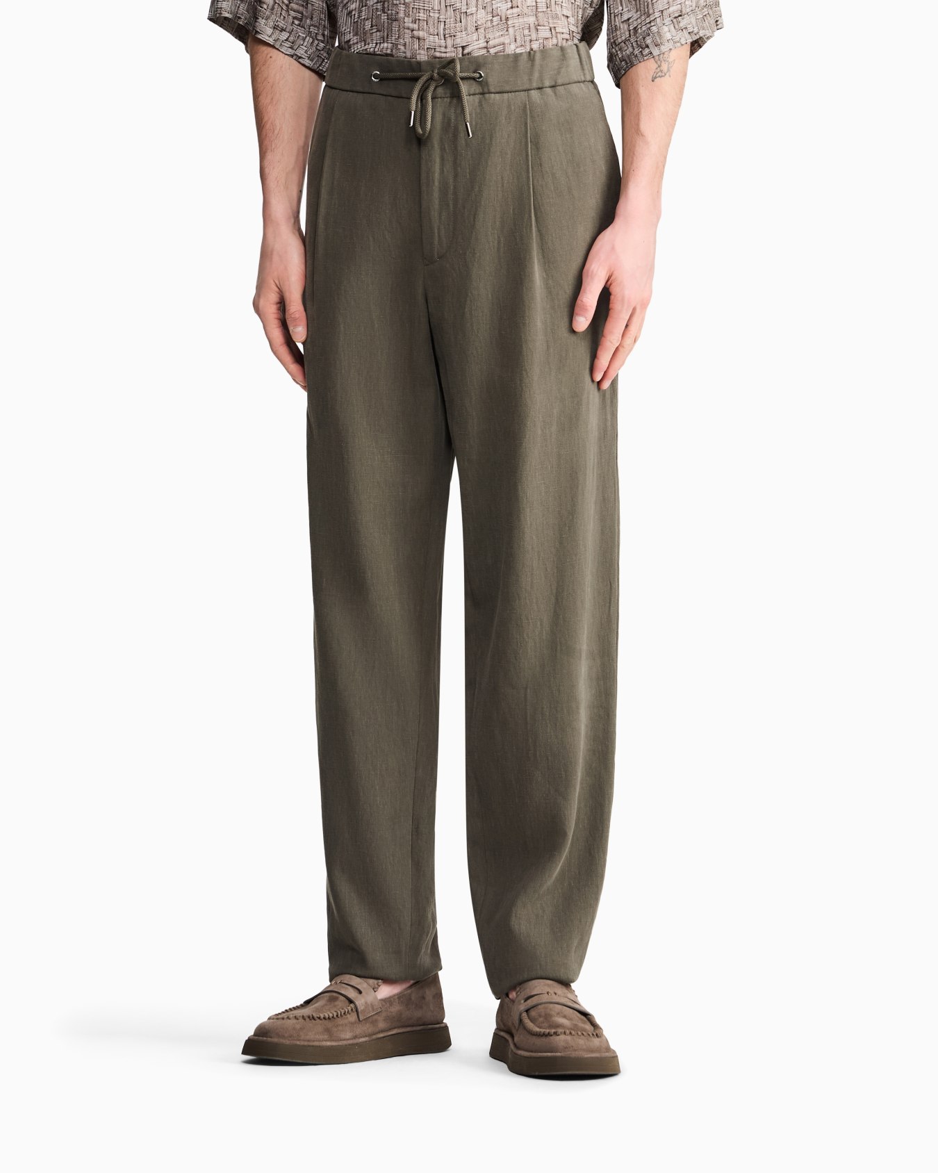 シングルタックパンツ ピュアリネンキャンバス スライドする 3