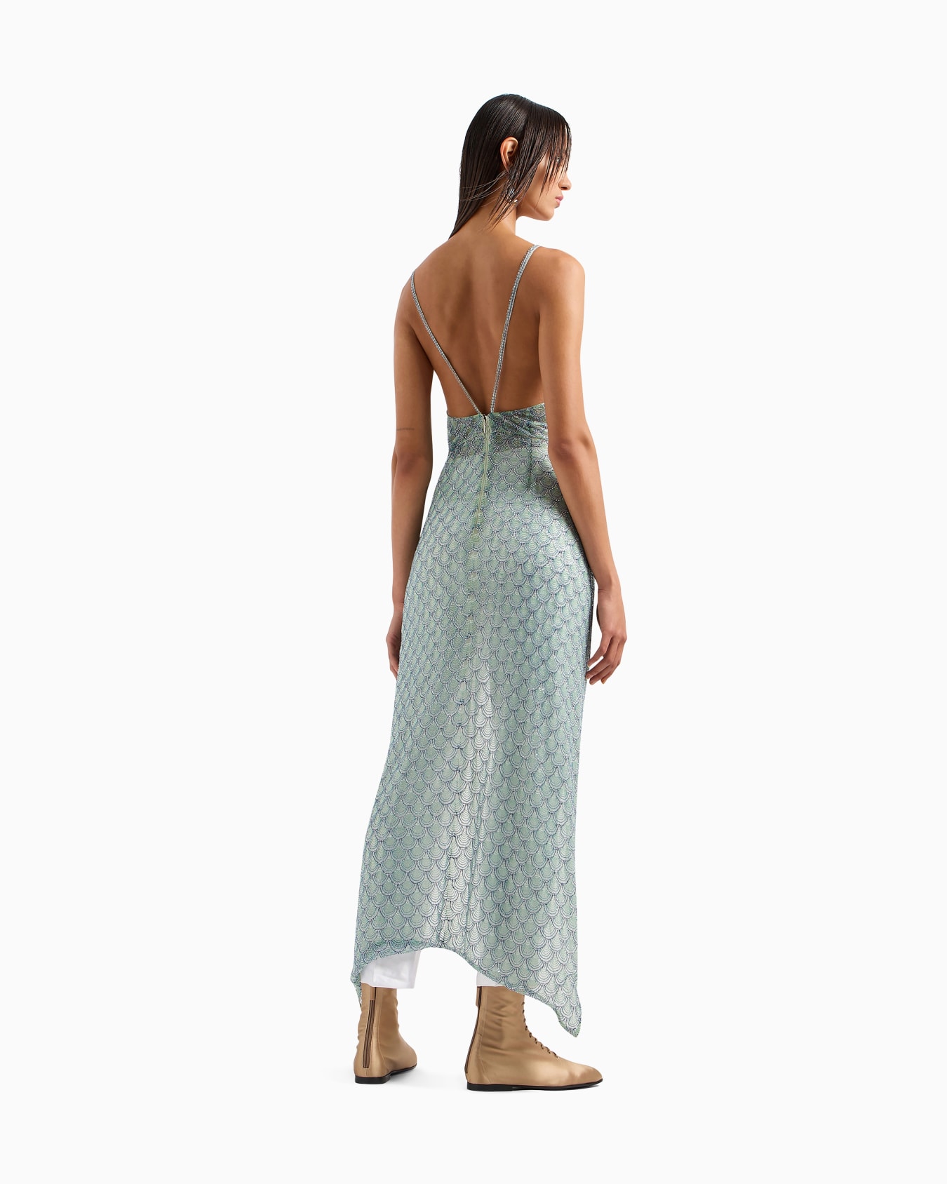 Vestido largo de tul bordado Diapositiva 2