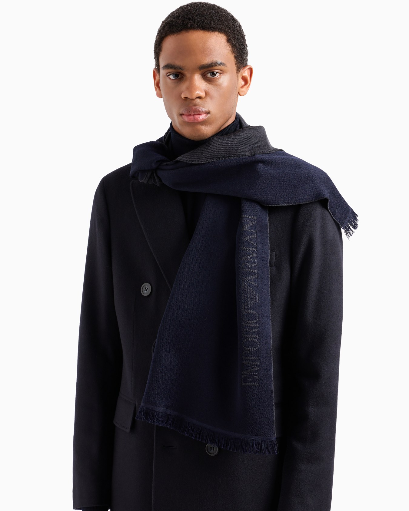 Wool scarf with jacquard logo lettering Slide 2