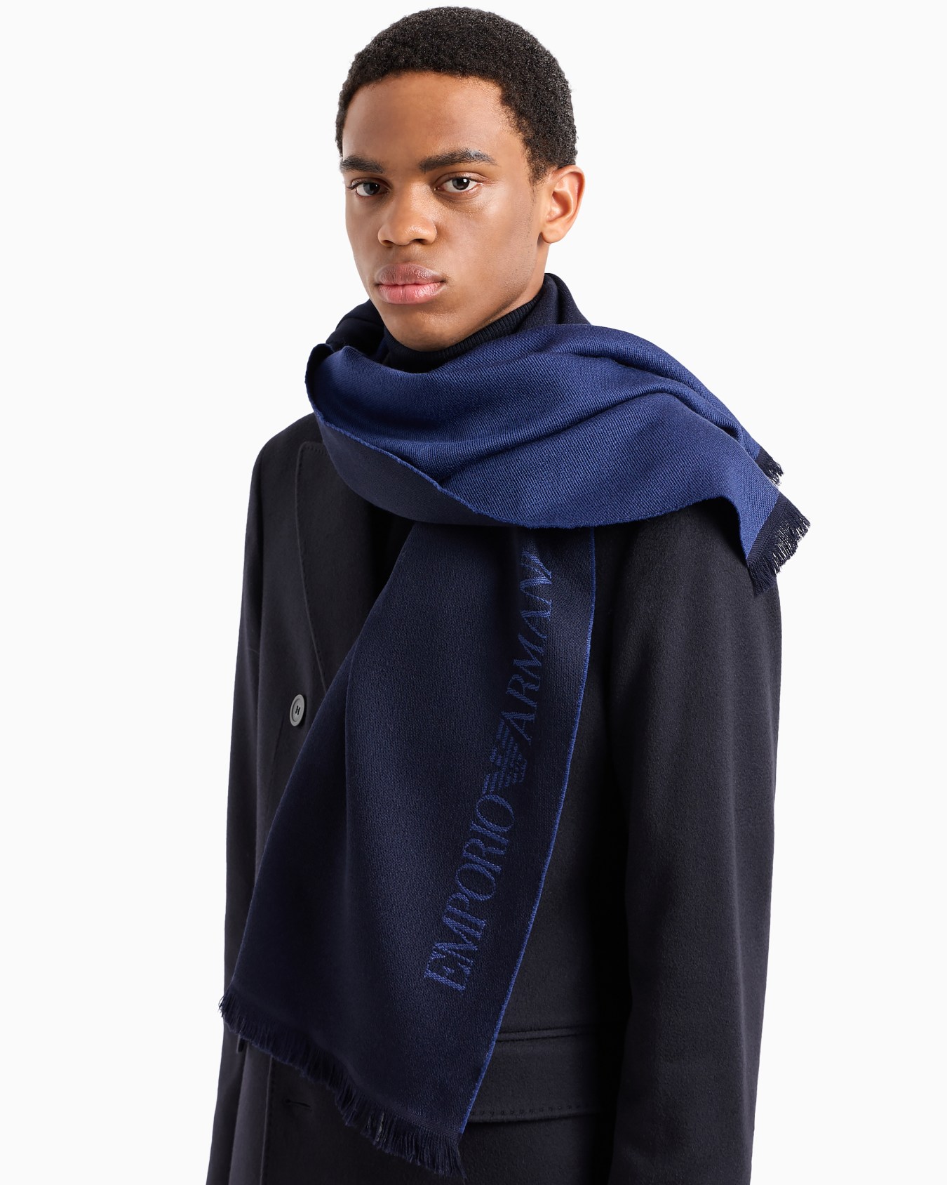 Wool scarf with jacquard logo lettering Slide 2