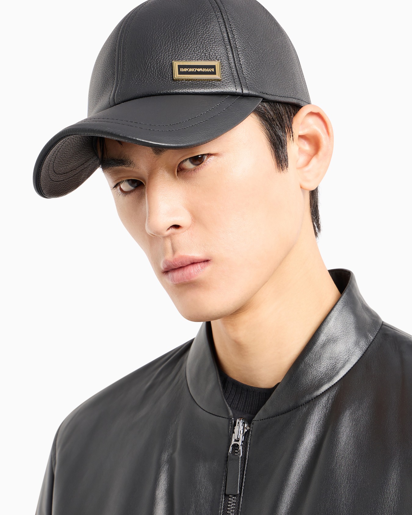 Hammered leather baseball cap Slide 3