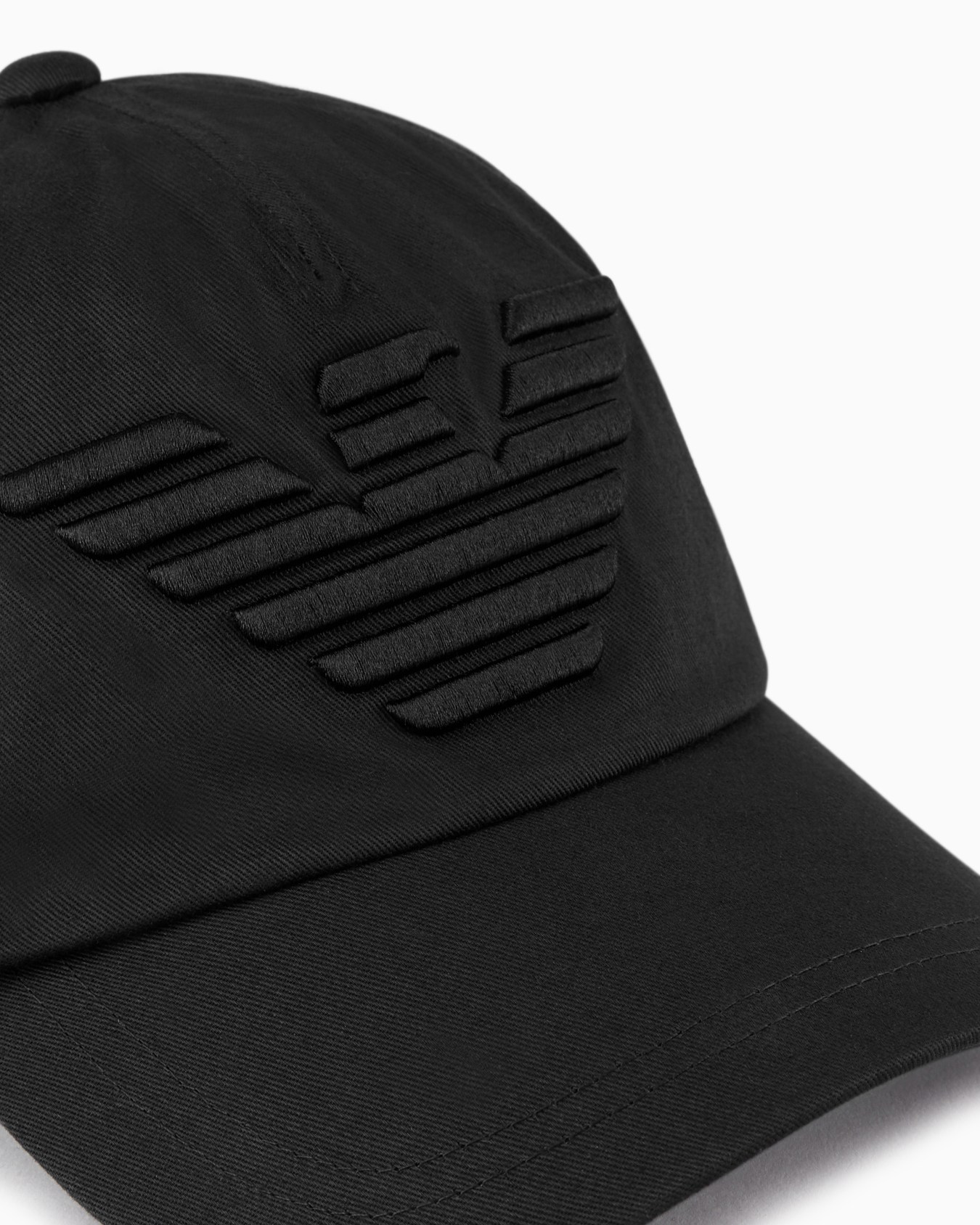 Baseball cap with embroidered oversized eagle Slide 2