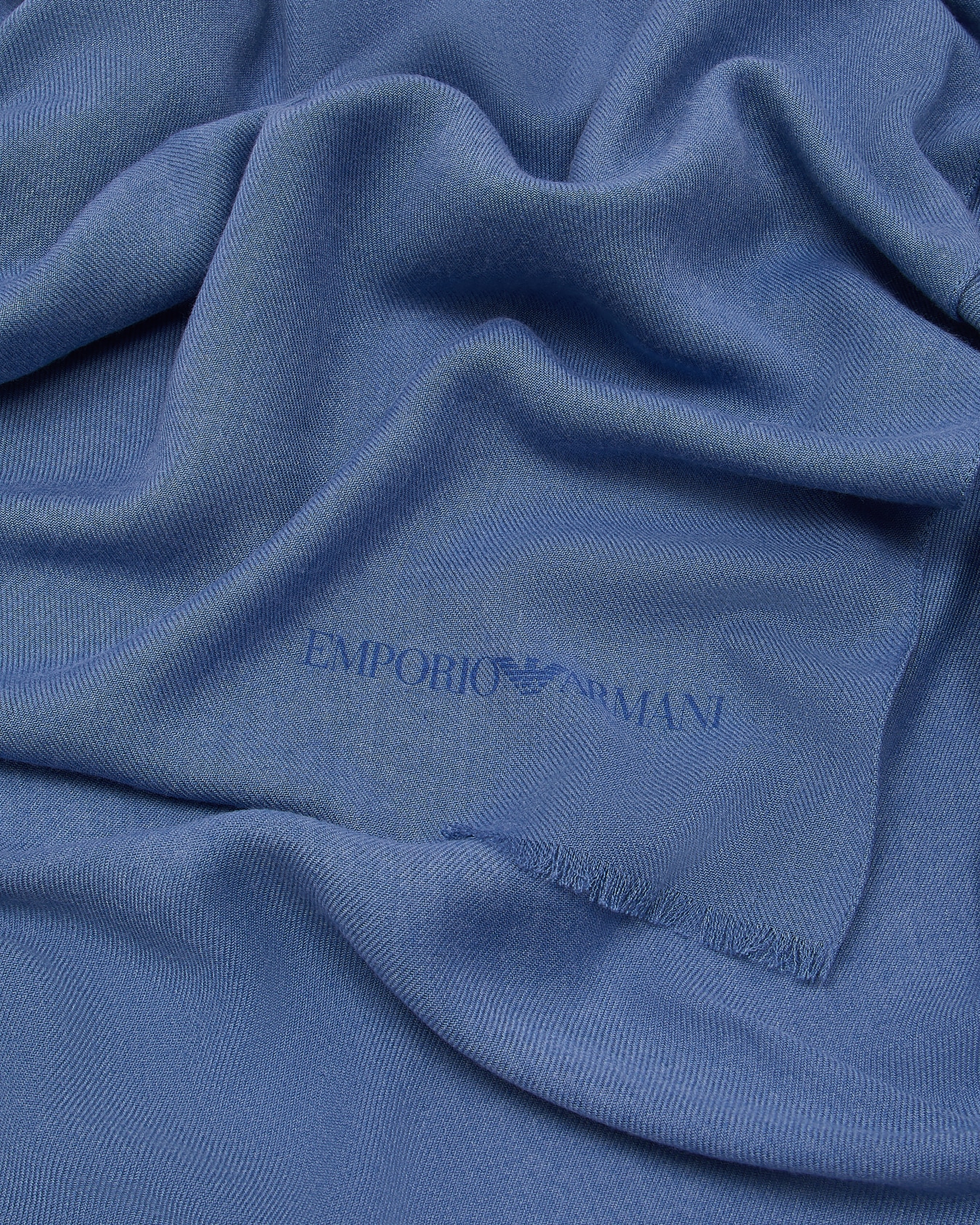 Stole with fringed edges Slide 1