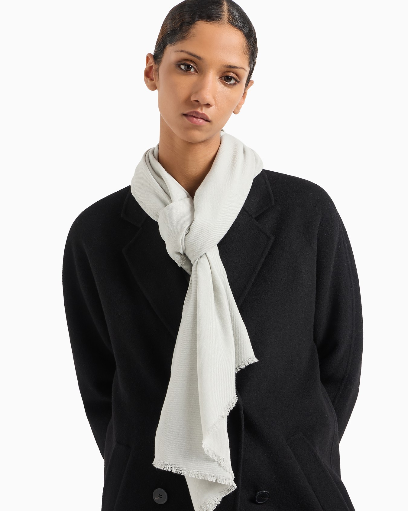 Stole with fringed edges Slide 2