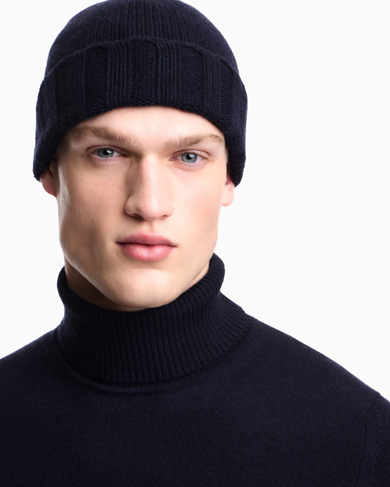 Rippstrick-Mütze aus Kaschmir Folie 3
