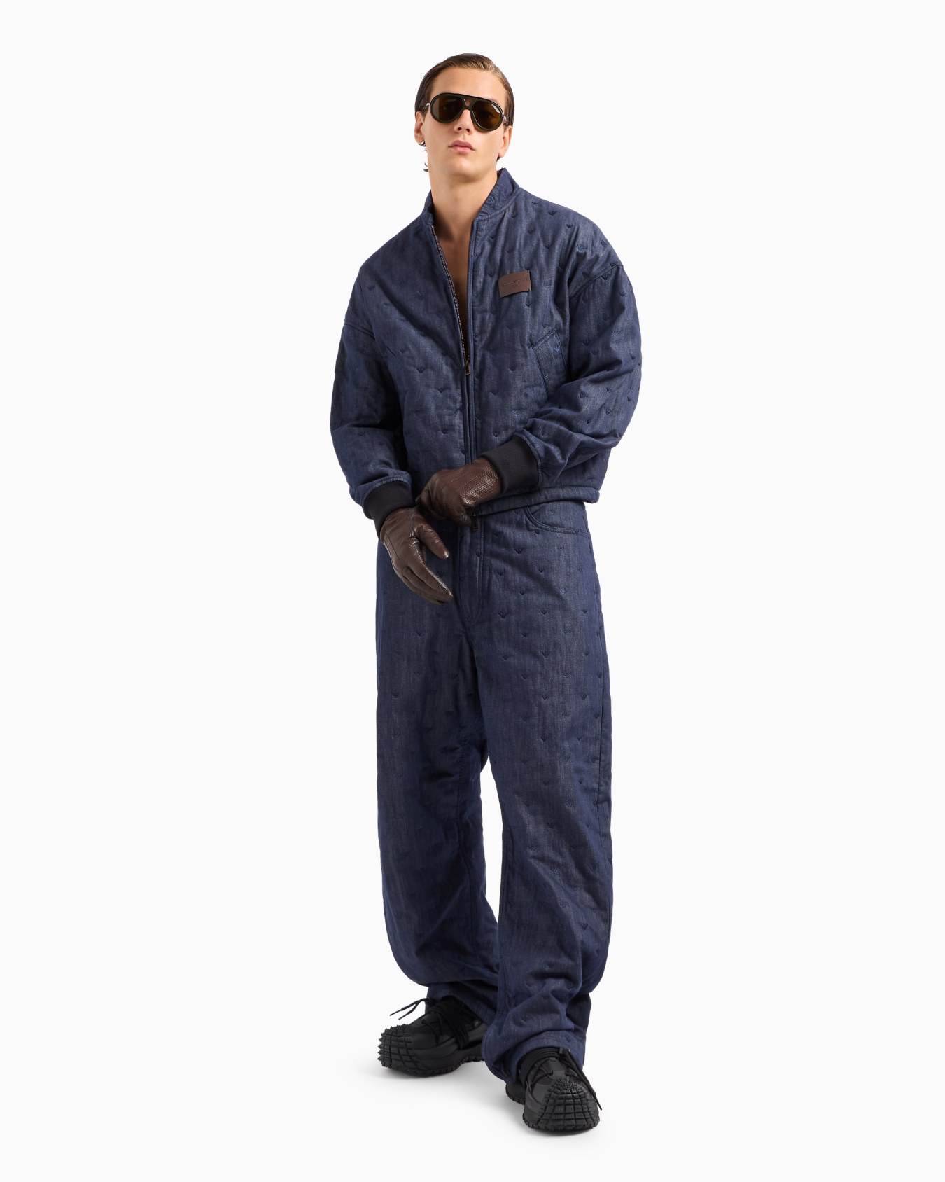 Chaqueta denim con microáguila bordada por toda la prenda Diapositiva 3