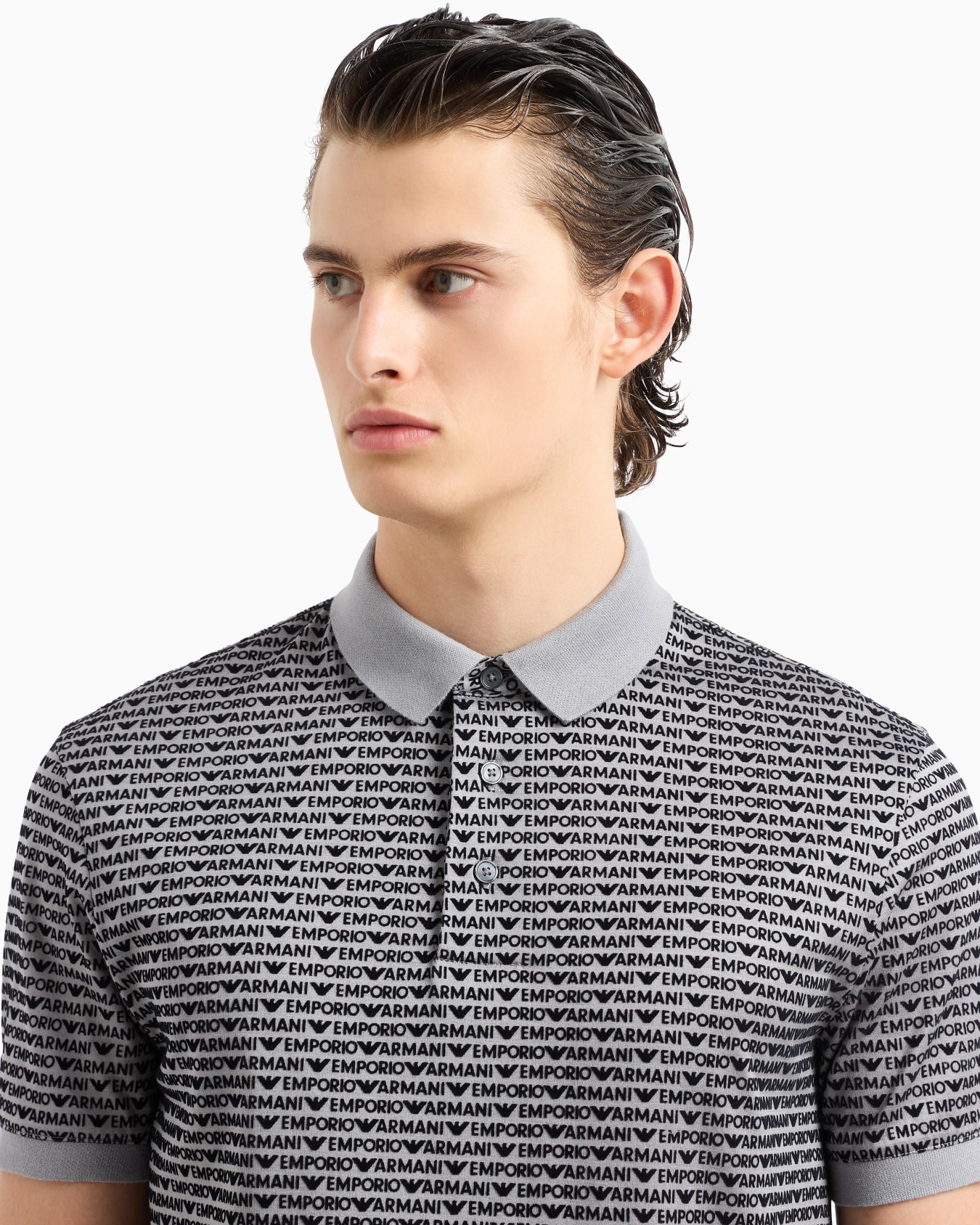 Polo en jersey de mélange lyocell, avec inscription floqué all over Diapositive 4
